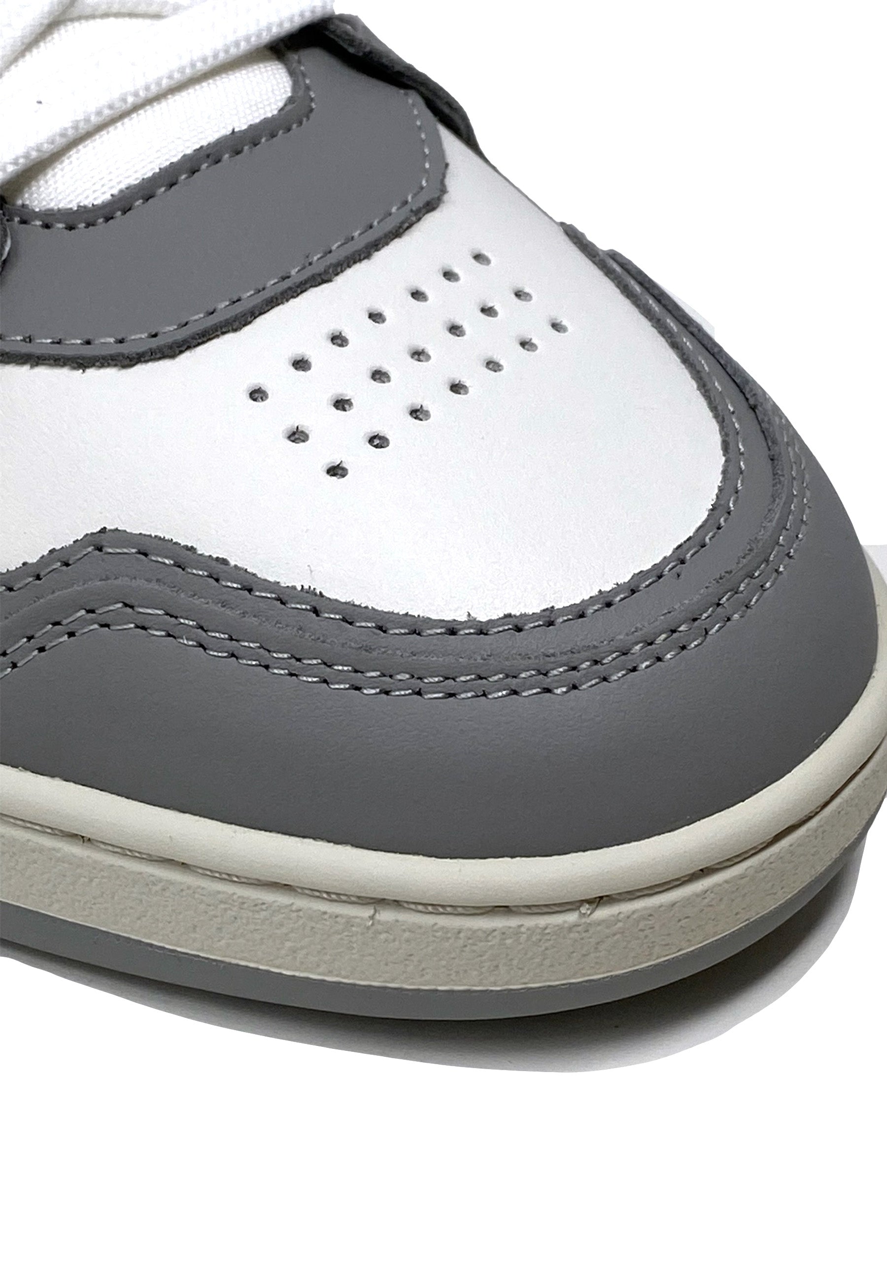 Dice Lo Sneaker | White Silver