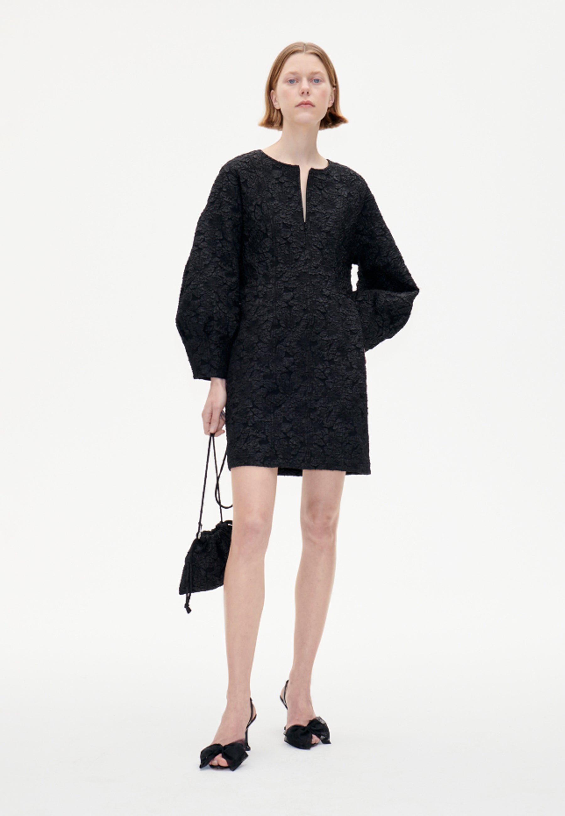 Amyra Kleid | Black