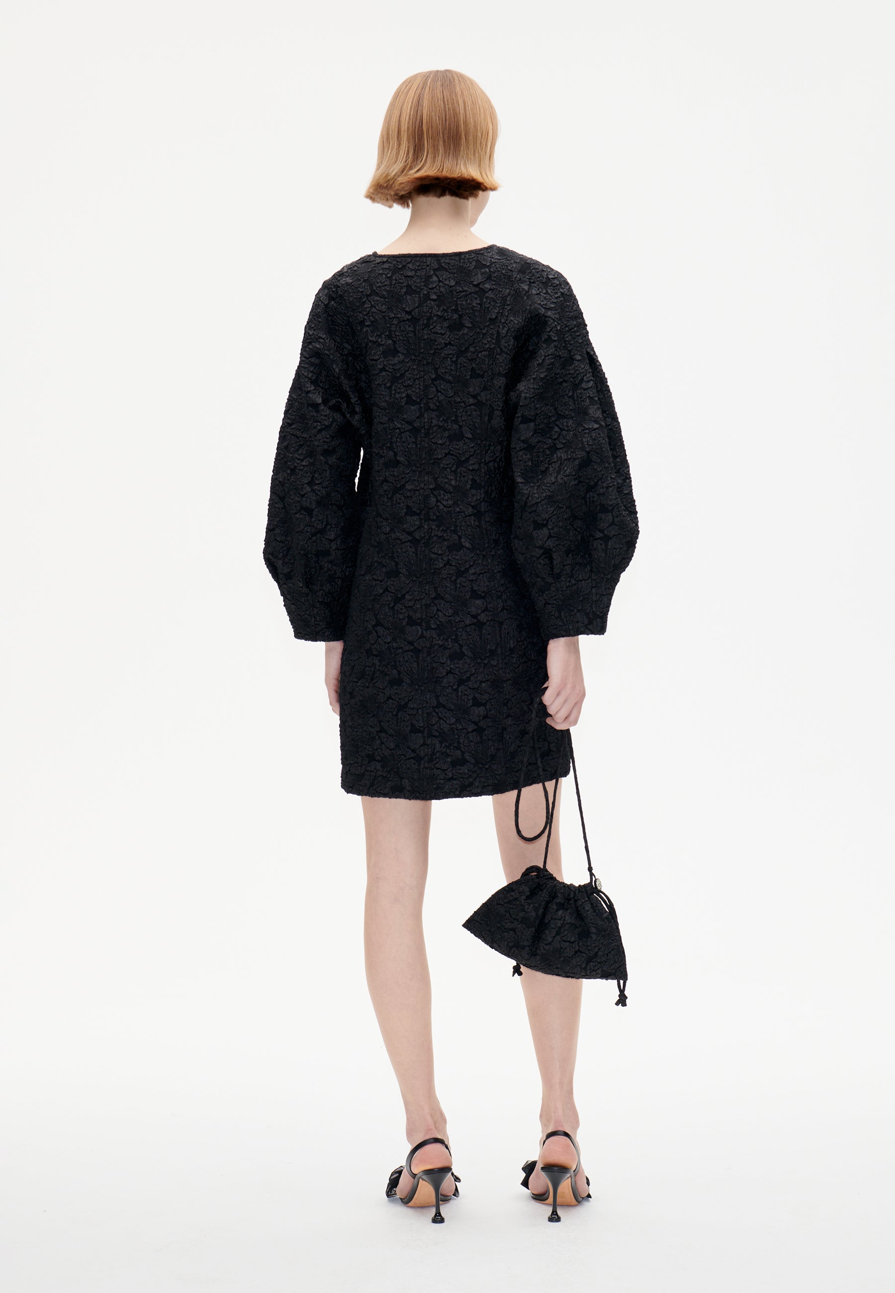 Amyra Kleid | Black