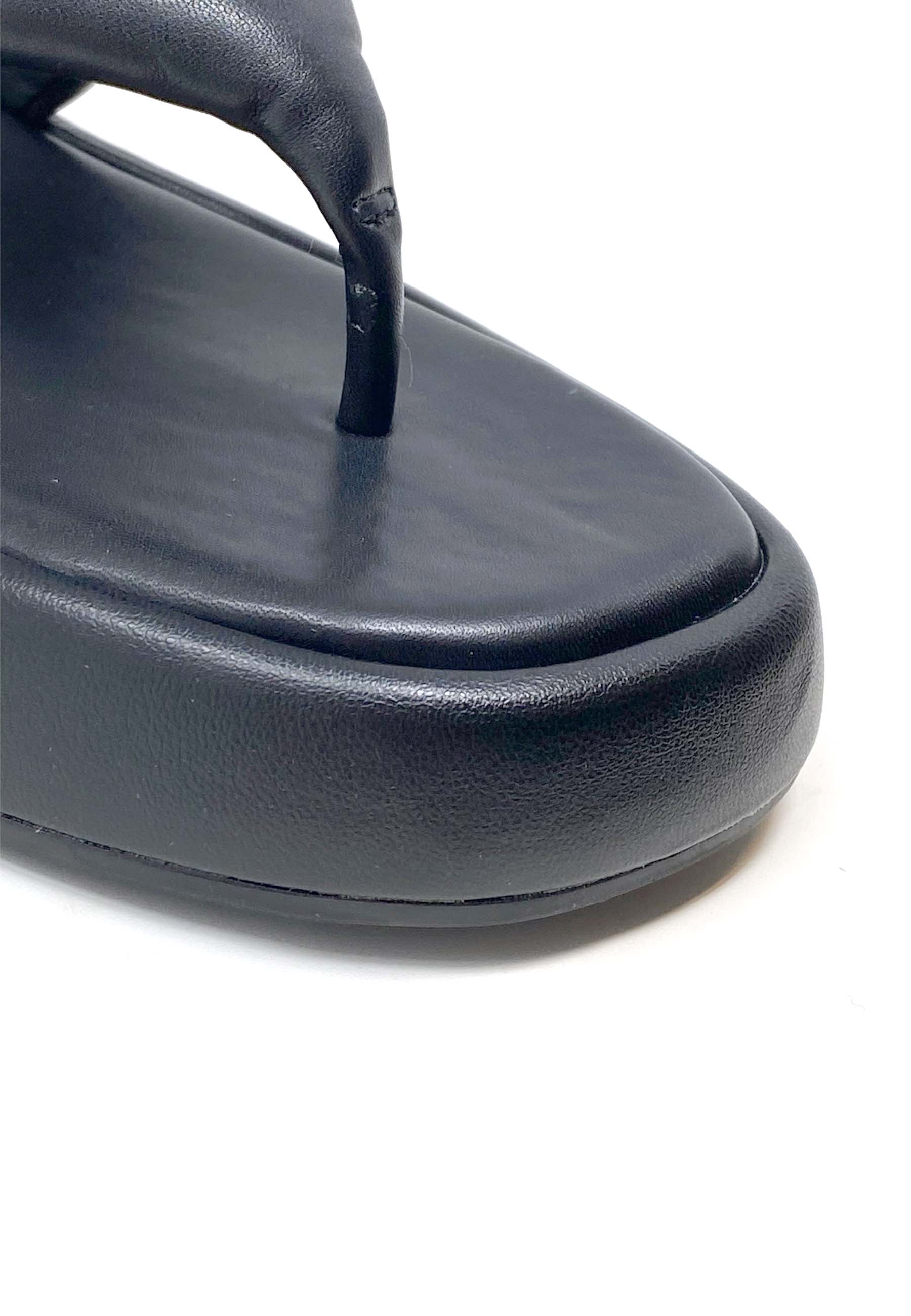 470018C Zehentrenner Pantolette | Black
