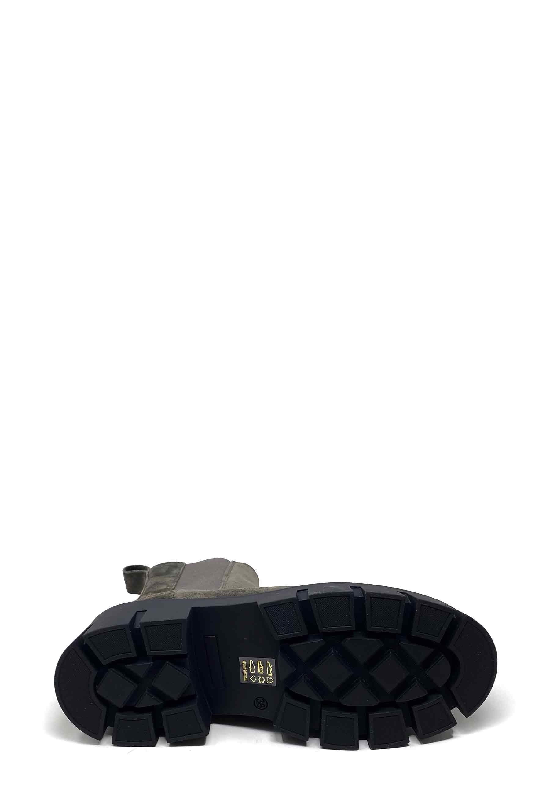 CPH137 Chelsea Boot | Off Black Suede Teddy