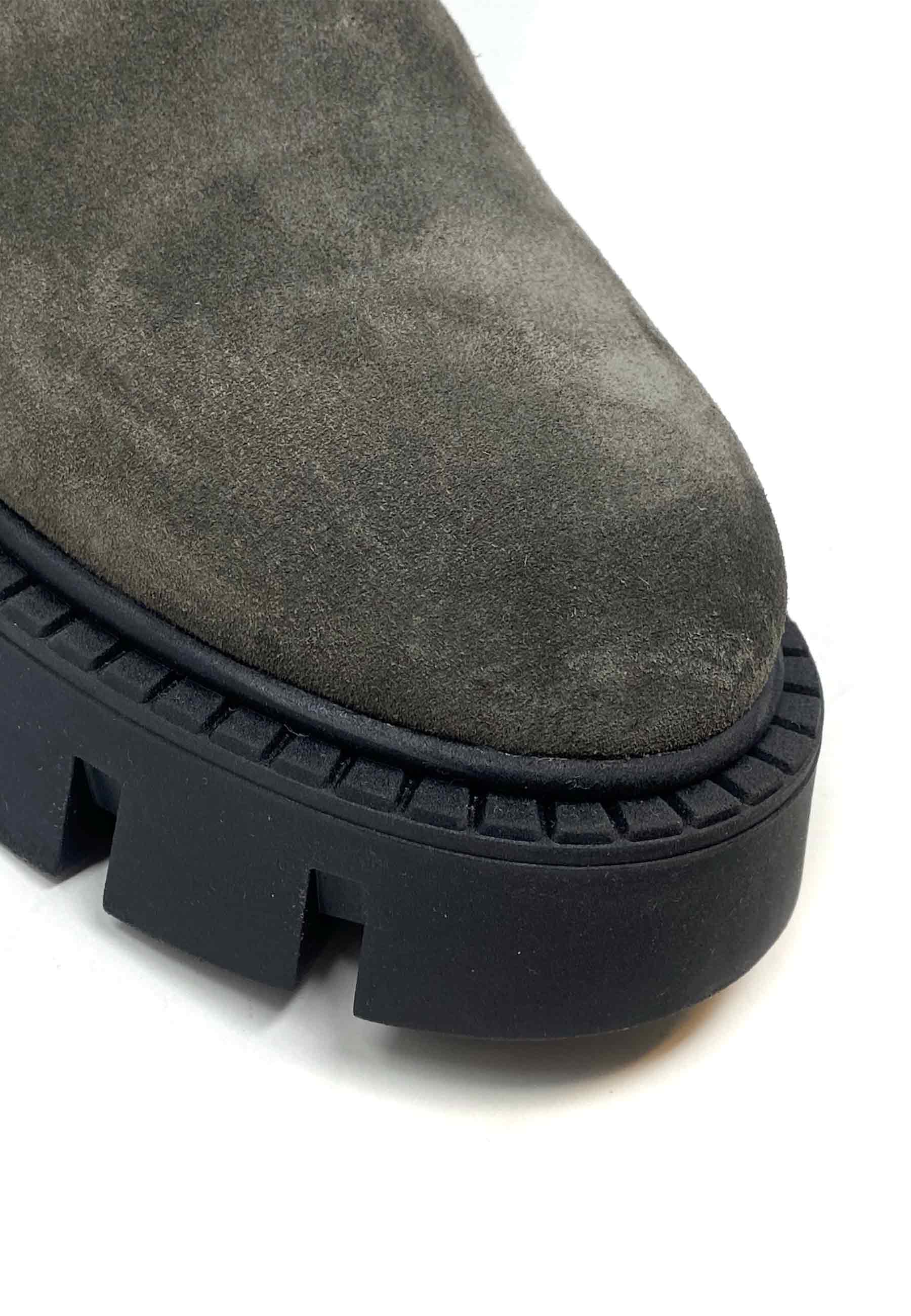 CPH137 Chelsea Boot | Off Black Suede Teddy