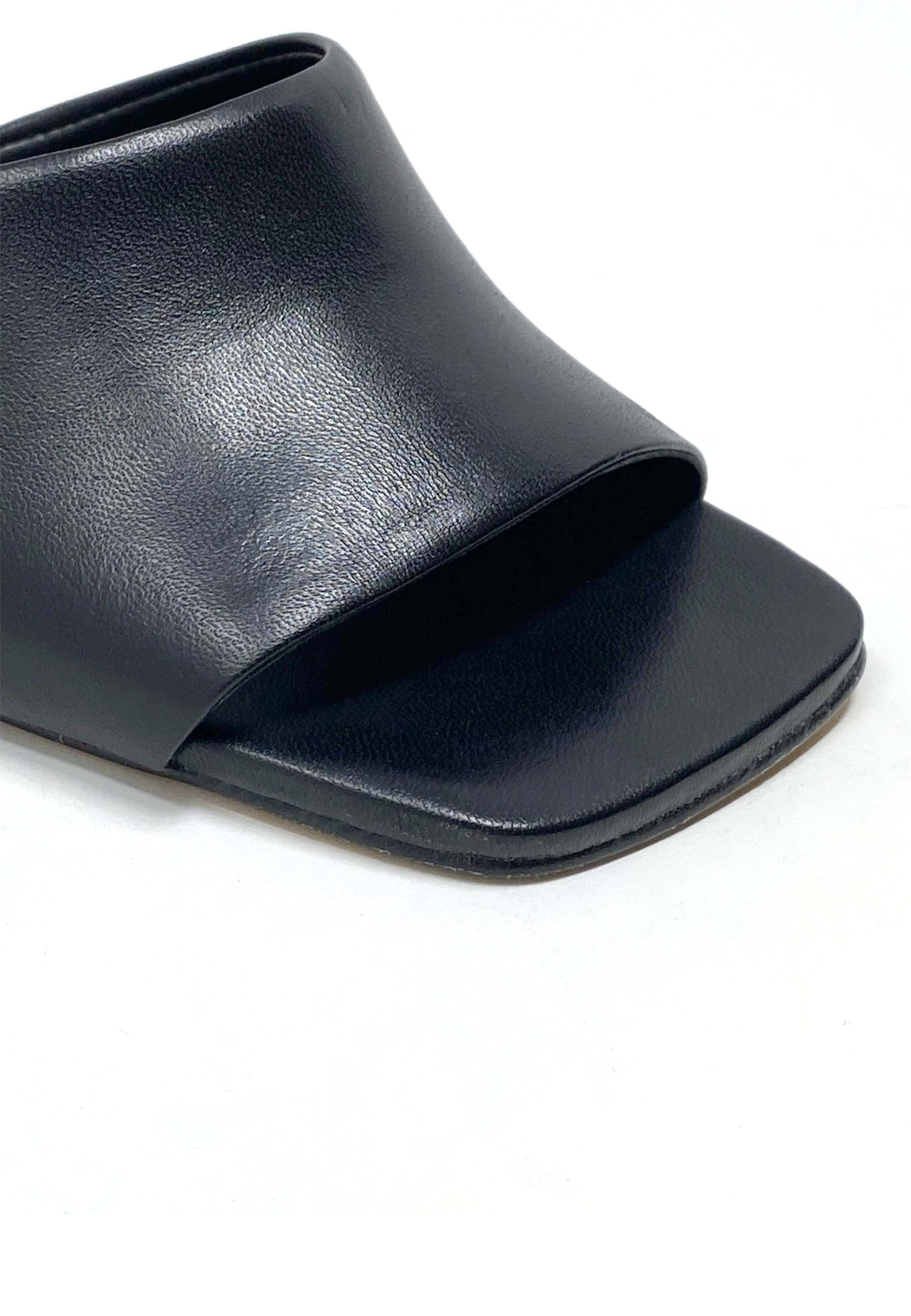 672002 High heel mules | Black