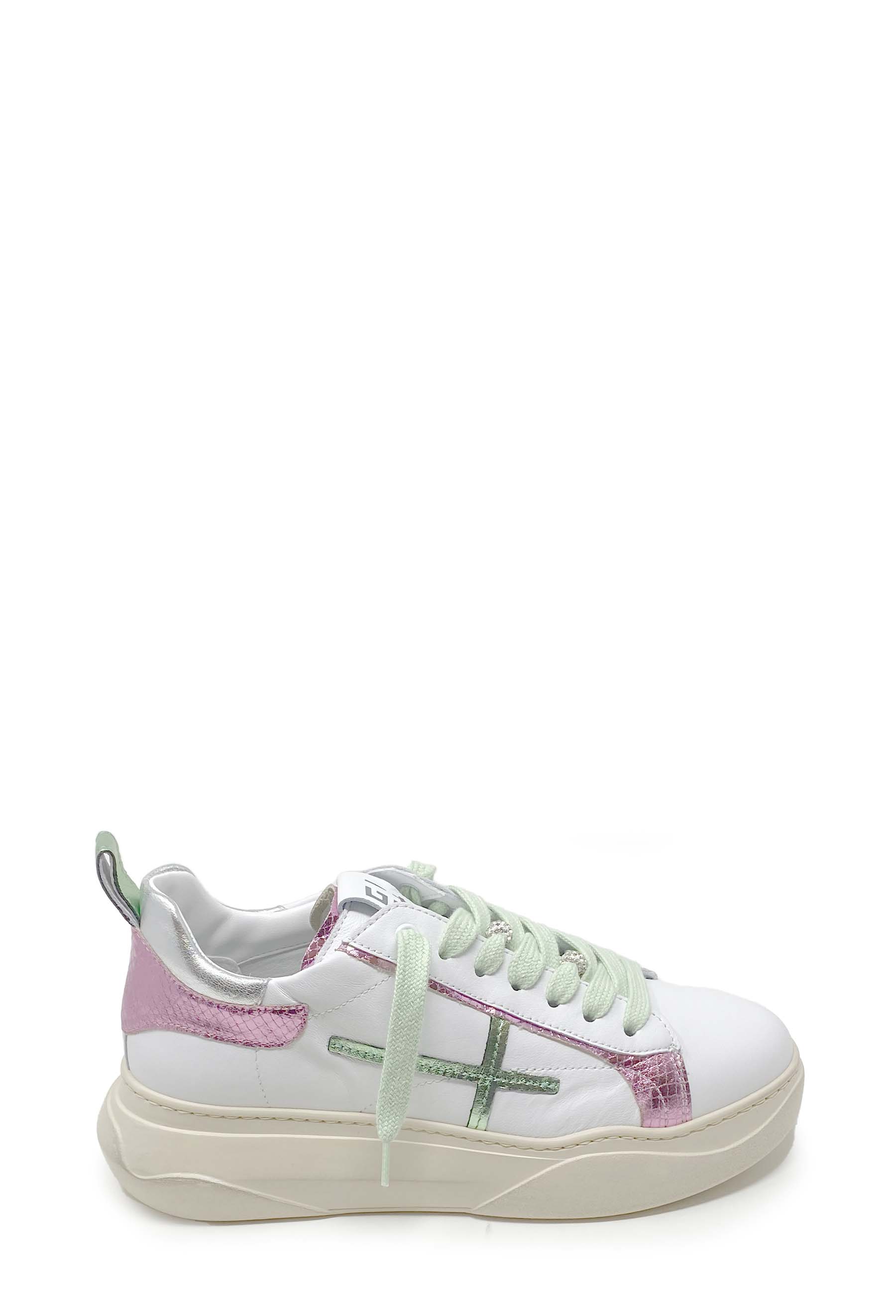 Giada Sneakers | Laminate