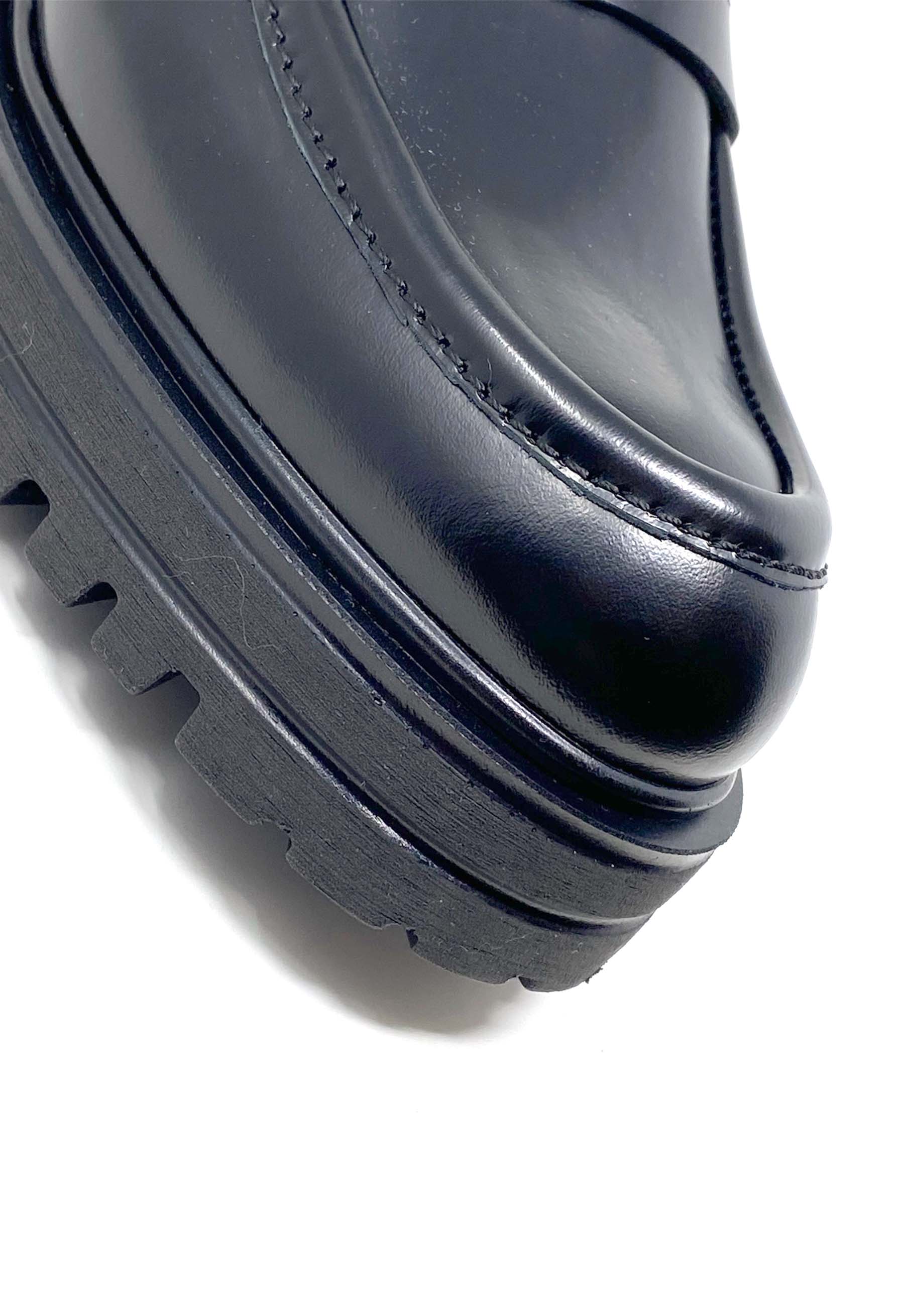 5402 Loafer | Black