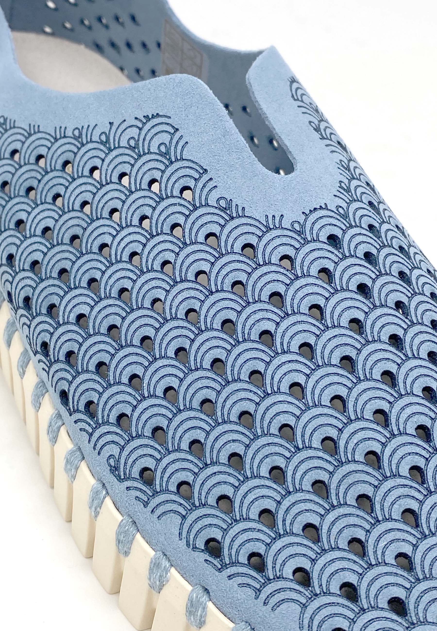 Tulip Sneaker | Blue Cloud
