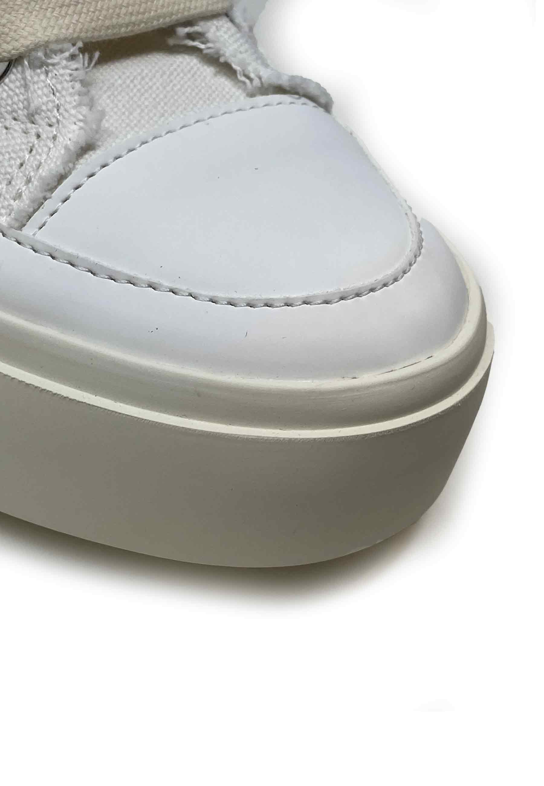 Distressed Matilda Sneaker | White
