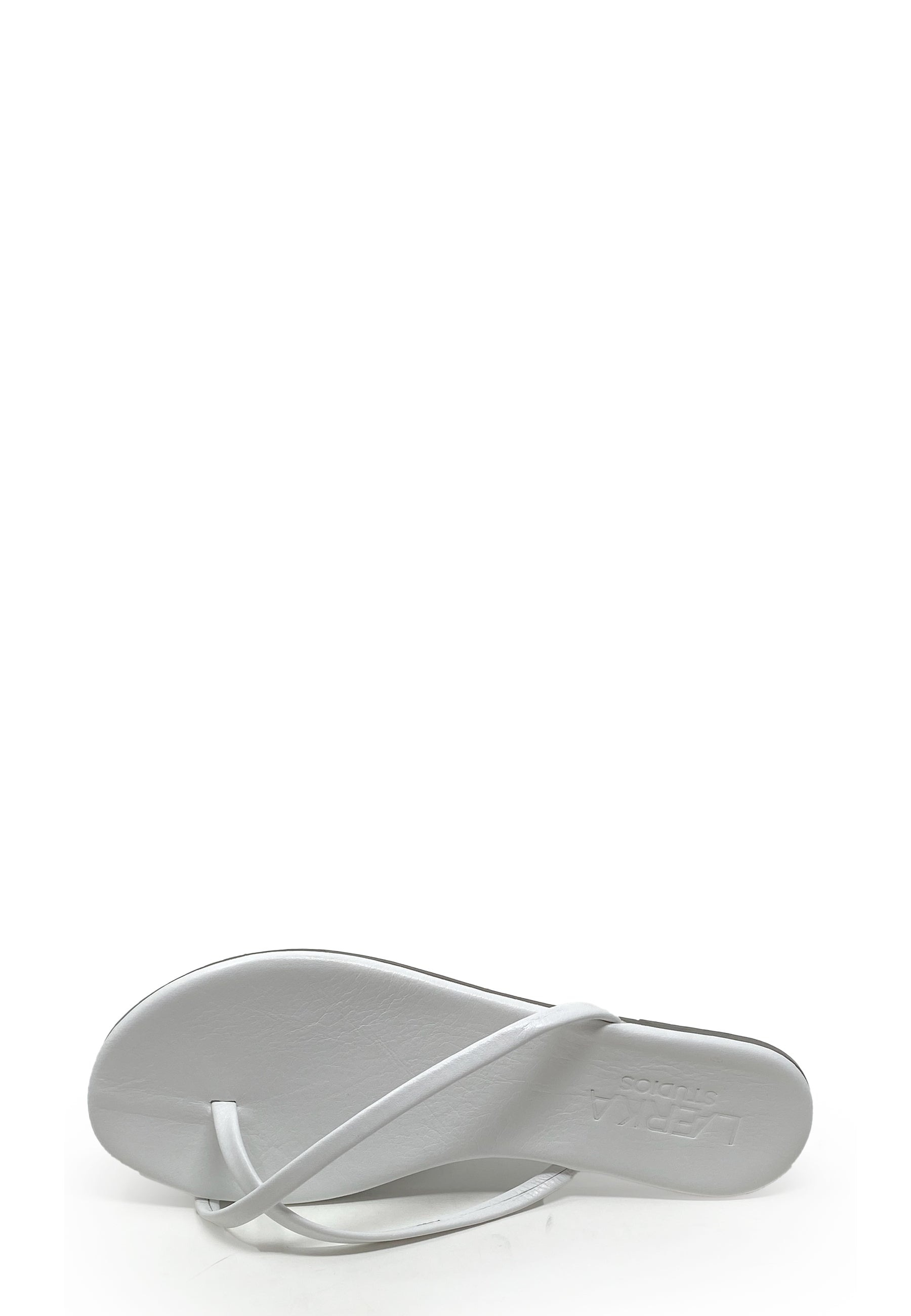 String toe separator mules | White
