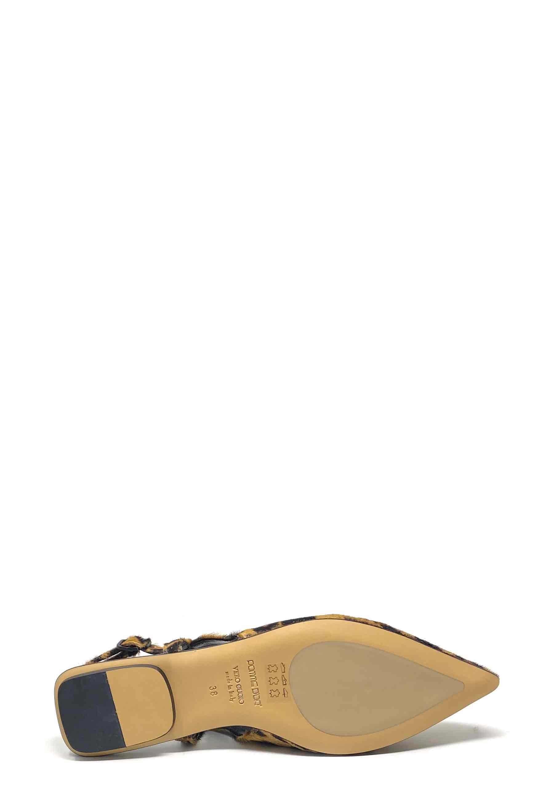 1111 Anya Sling | Leo Camel