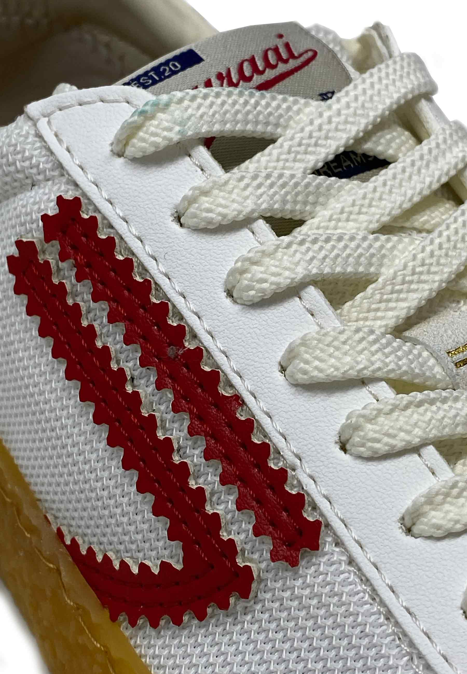 Polly Sneaker | Apple