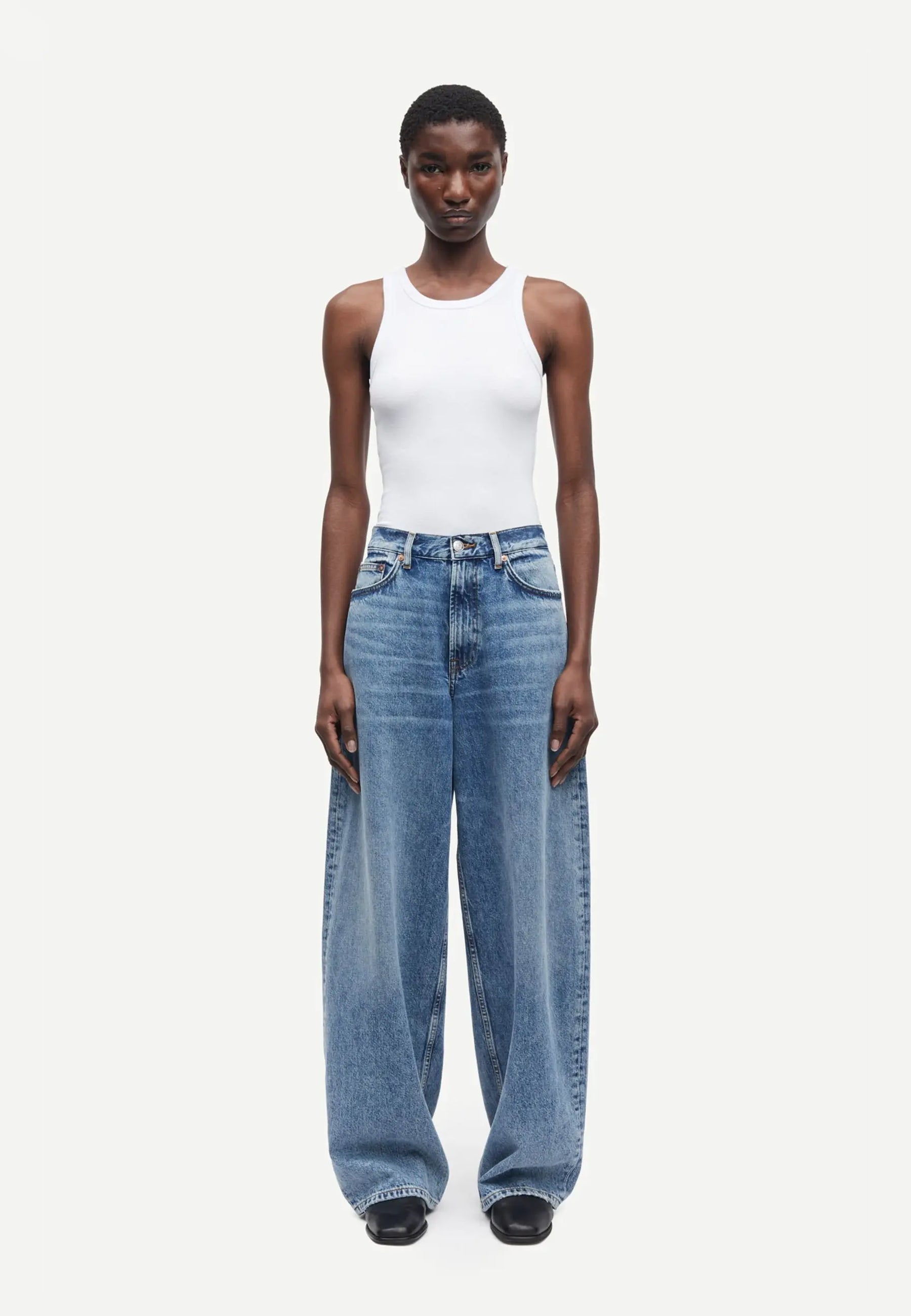 Saharper Jeans | Authentic