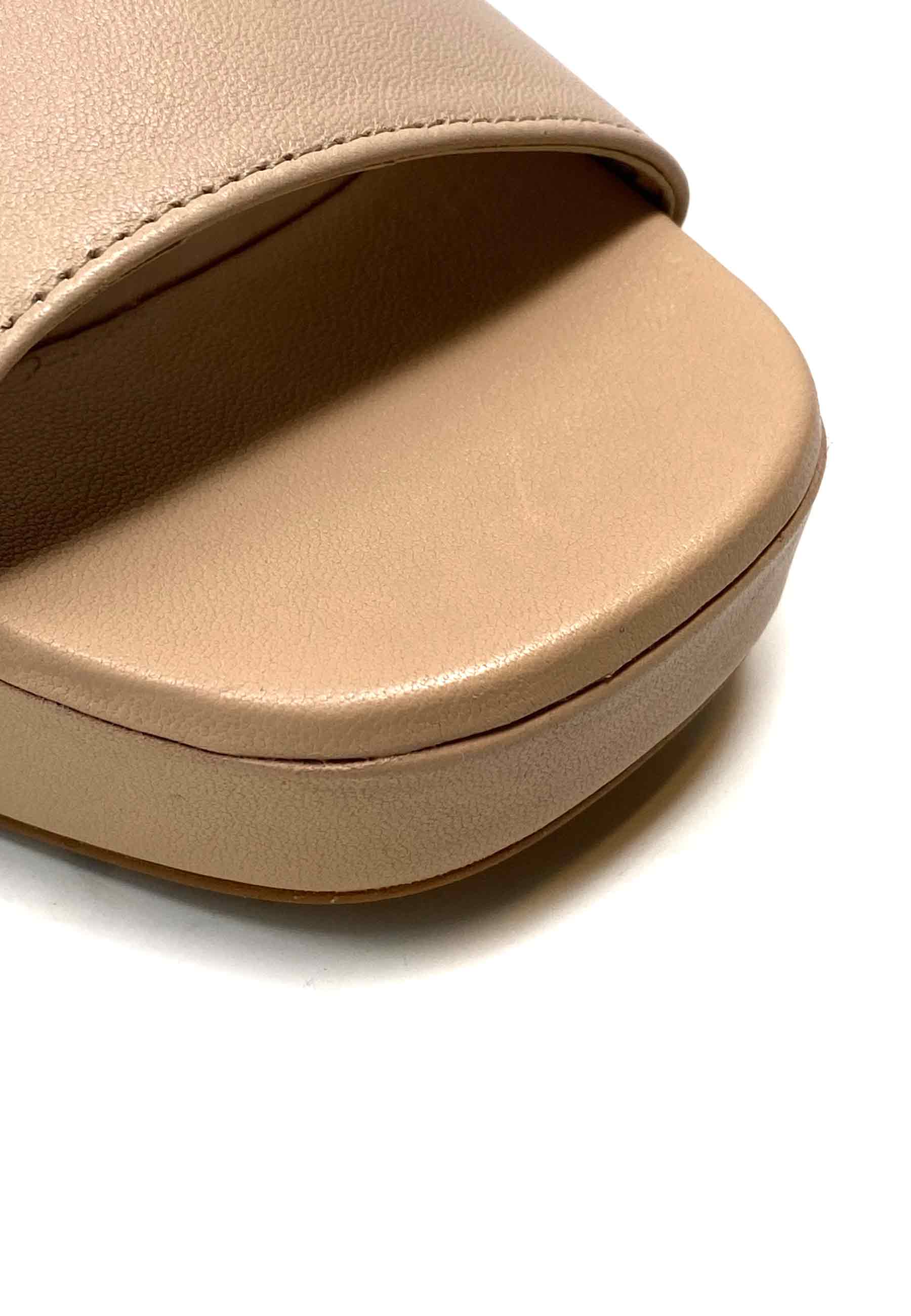 Ney Sandal | Hud