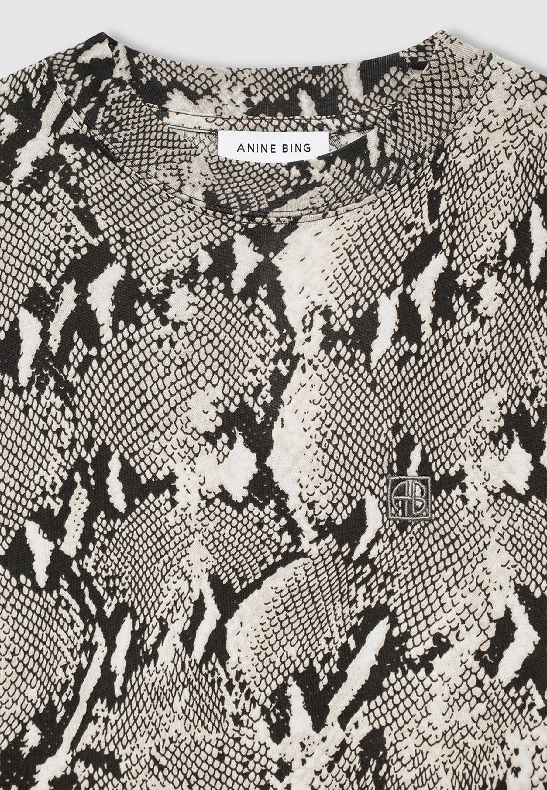 Avi T-shirt | Vasket Python