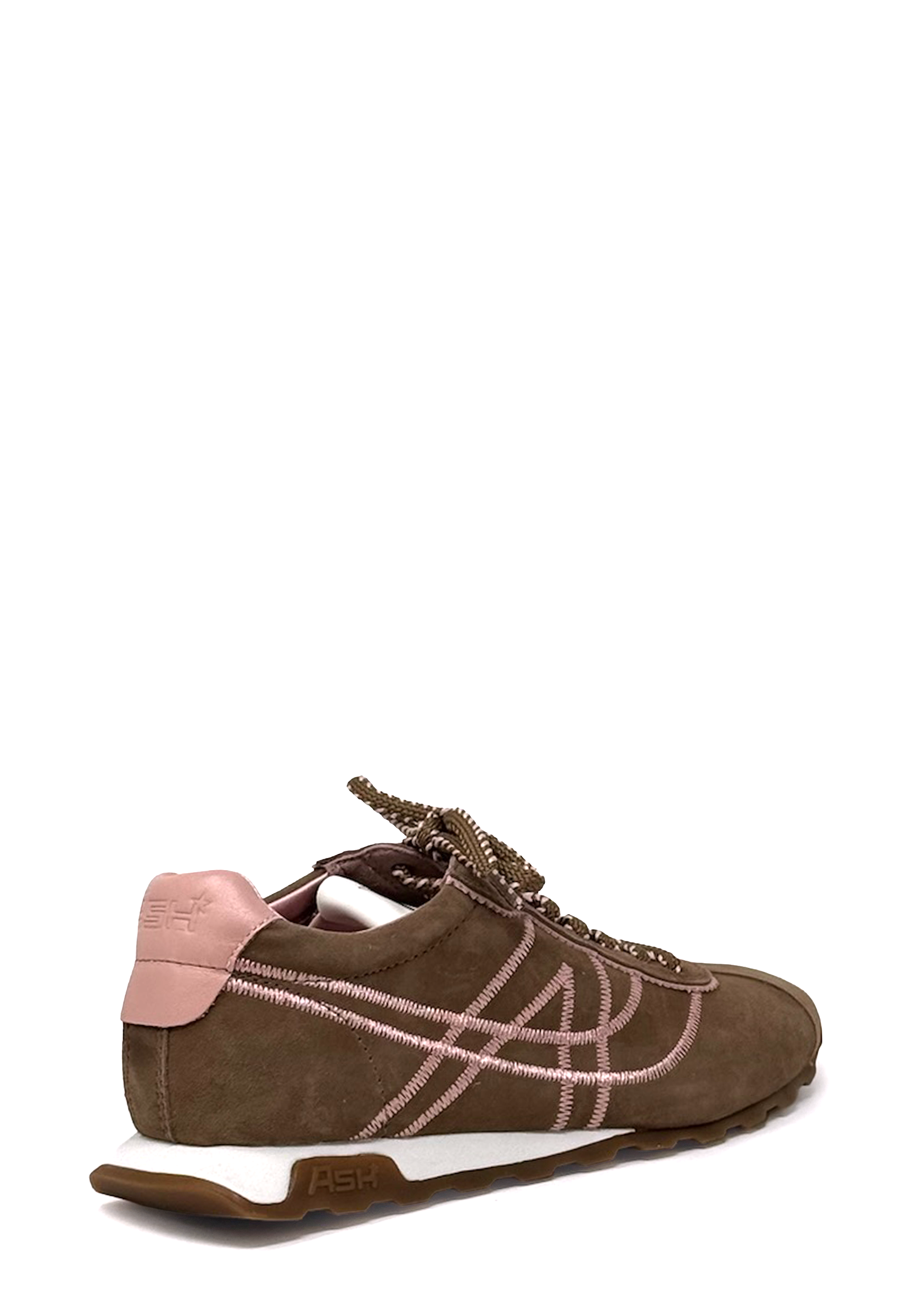 Killer Sneaker | Fandango