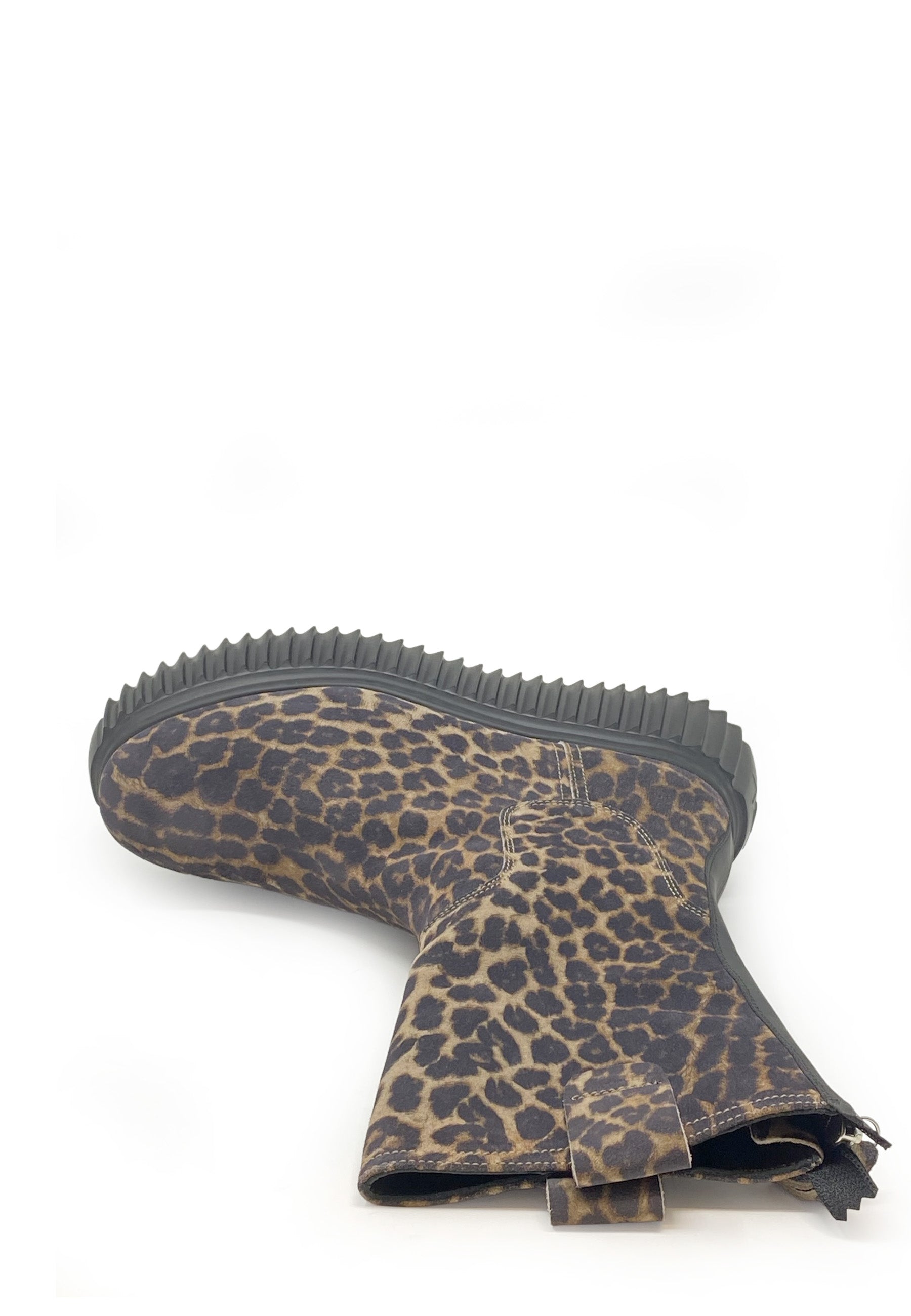 Milagros Boot | Leo Taupe
