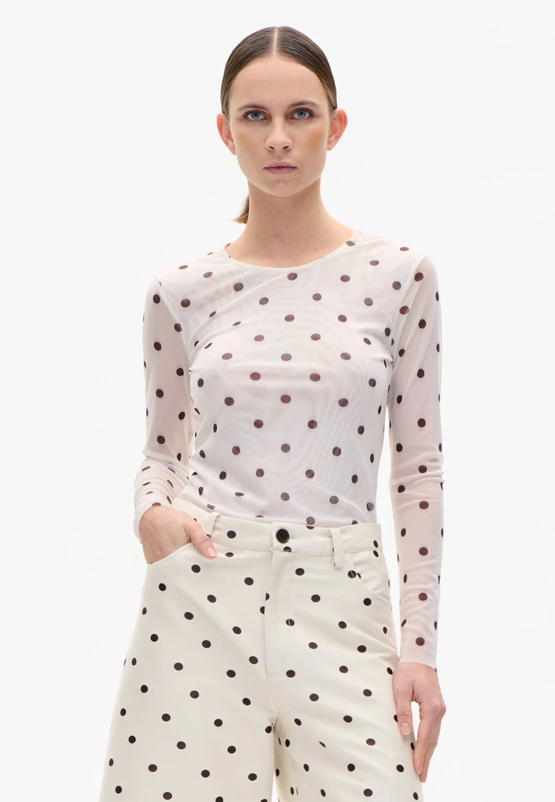 Jodie Longsleeve | Egret Creme Dot