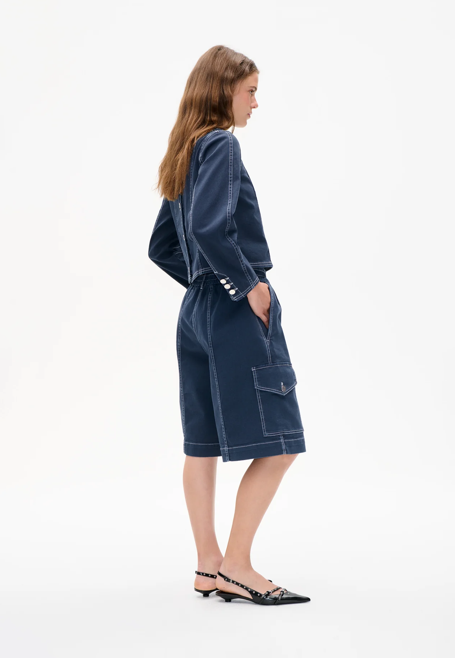 Neeto Wide Leg Fit Bermuda | Total Eclipse Blue