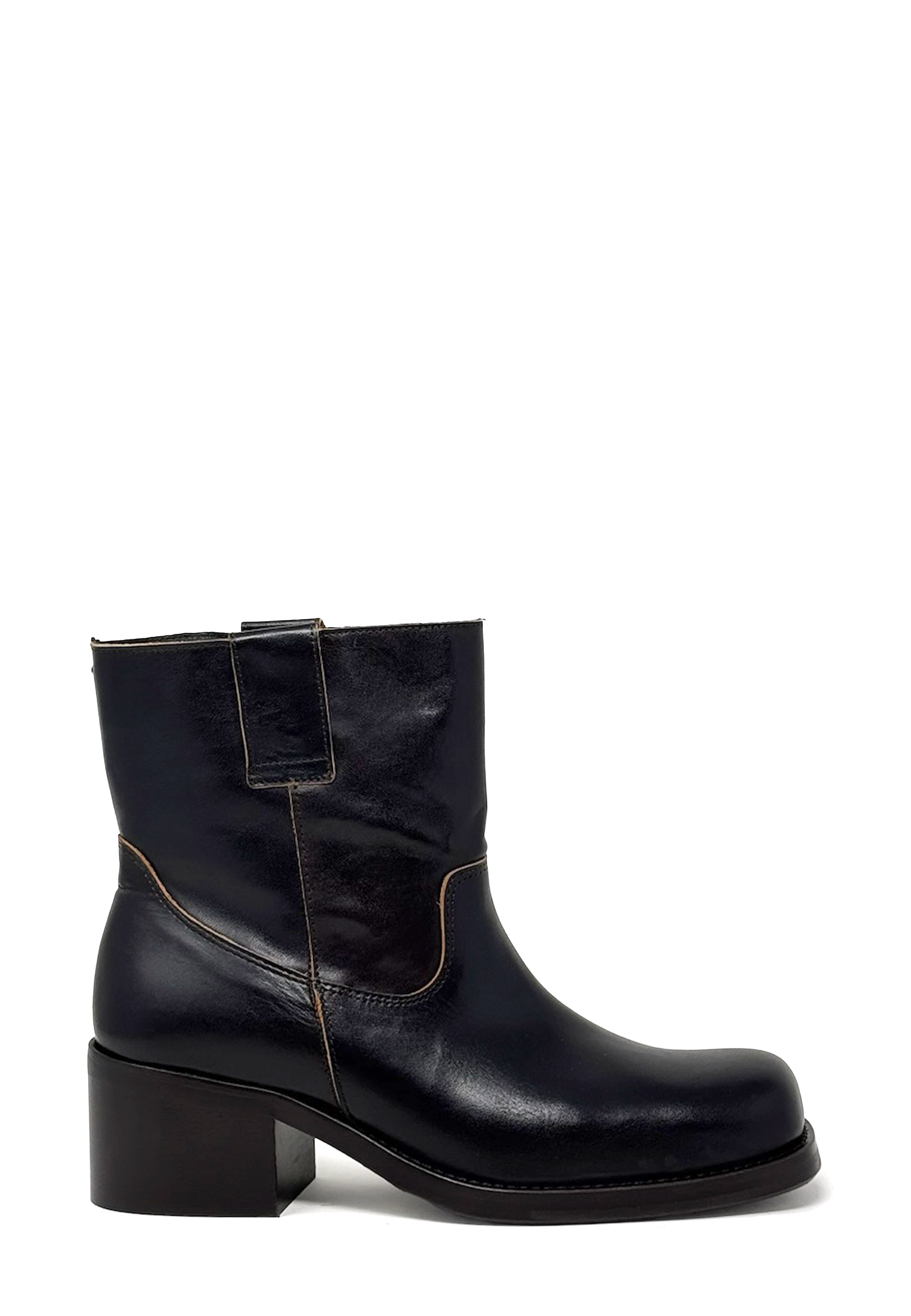 A8914 Heel Boot | Mogano
