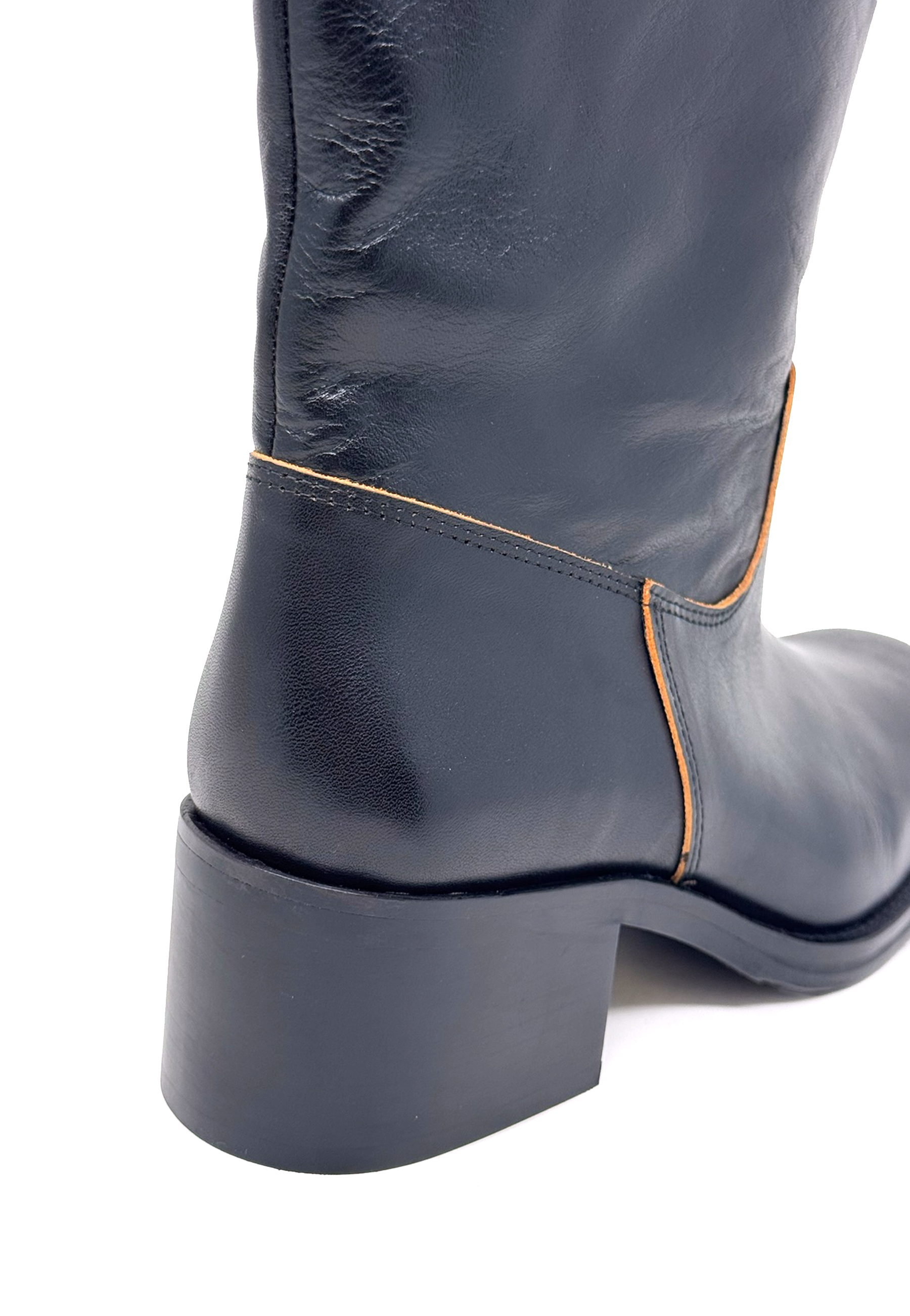A8915 Heel Langschaft Boot | Black
