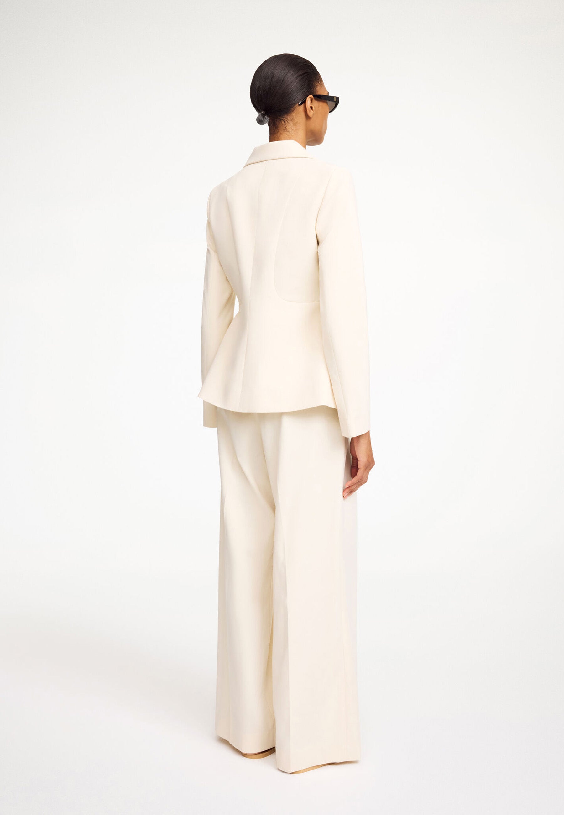 Adrienna Fitted Blazer | Pearl