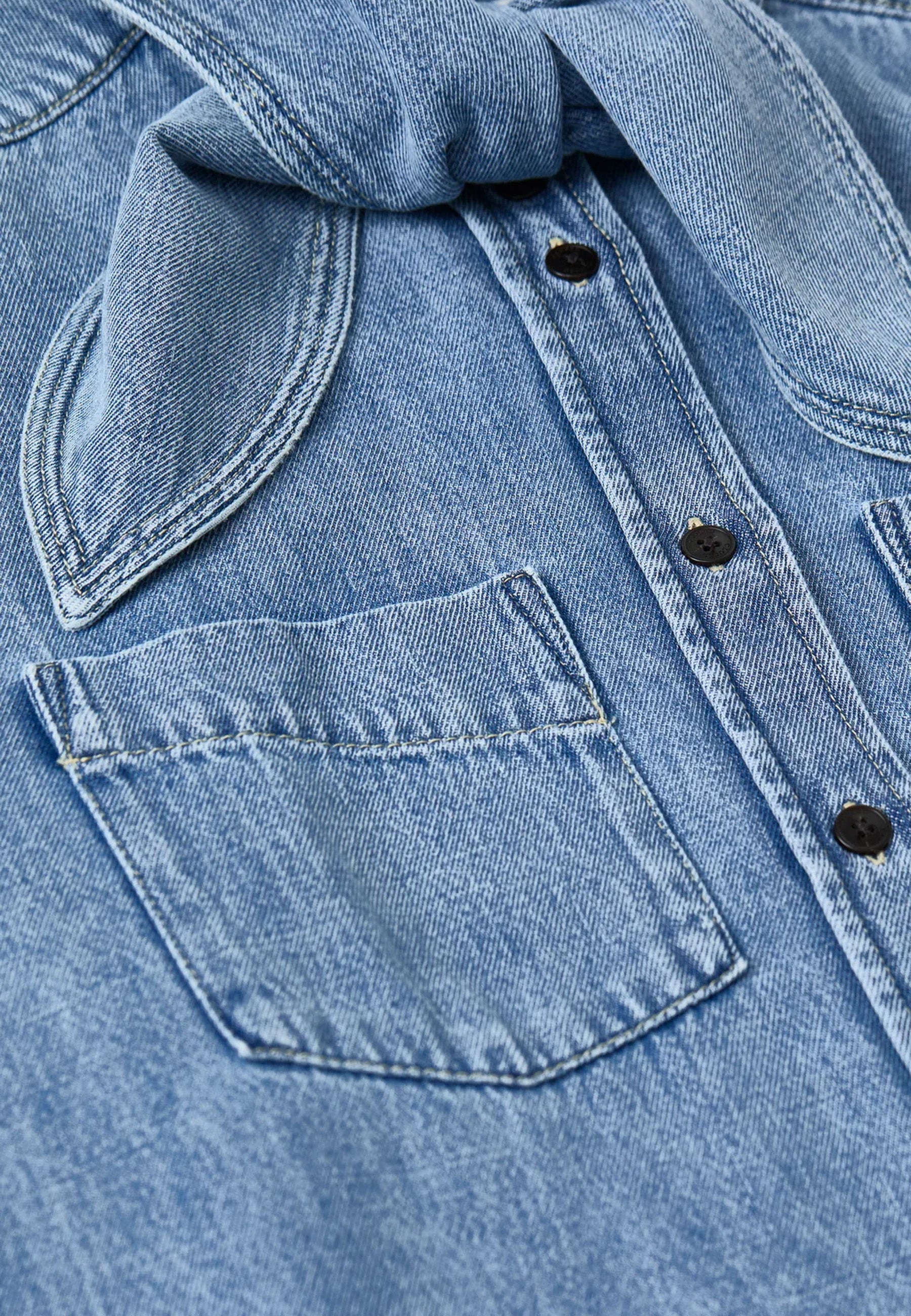 C94789 Scarf Denim Bluse | Light Blue