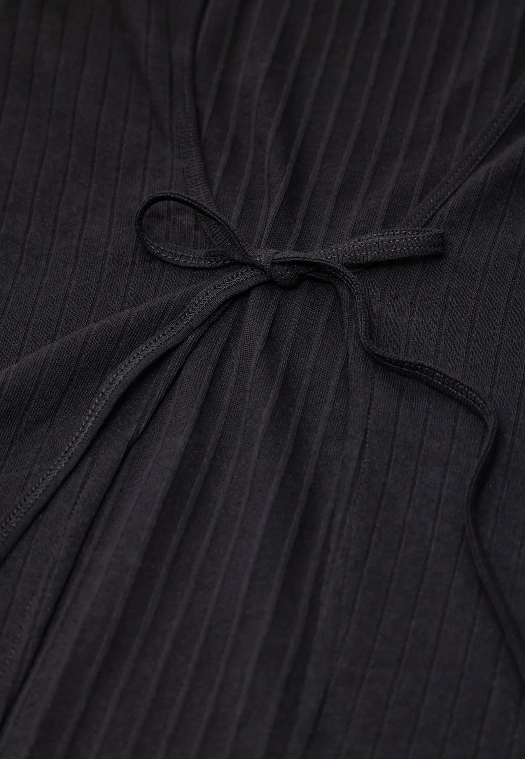 C95013 Open Back T-Shirt |Â Black