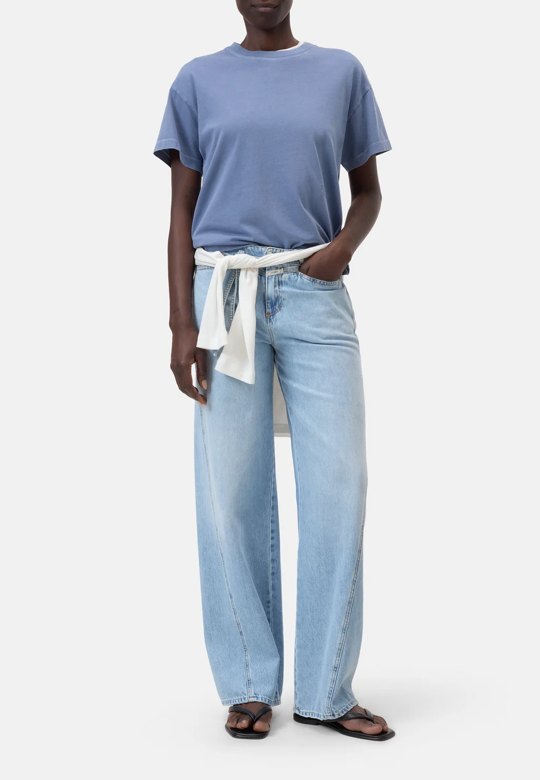 C95561 Slit T-Shirt | Stone Blue