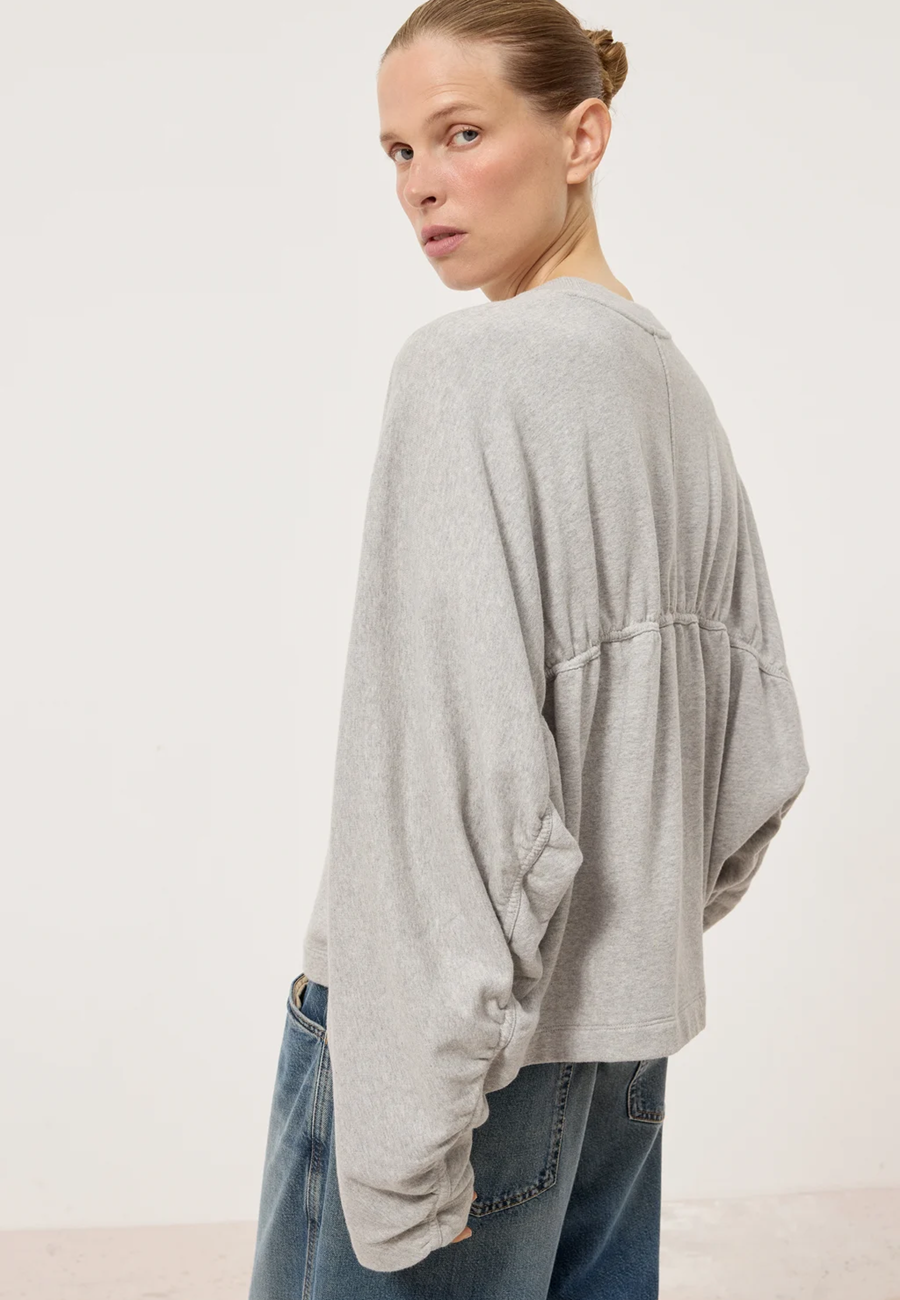 C95761 Gathered Sweatshirt | Light Gray Melange