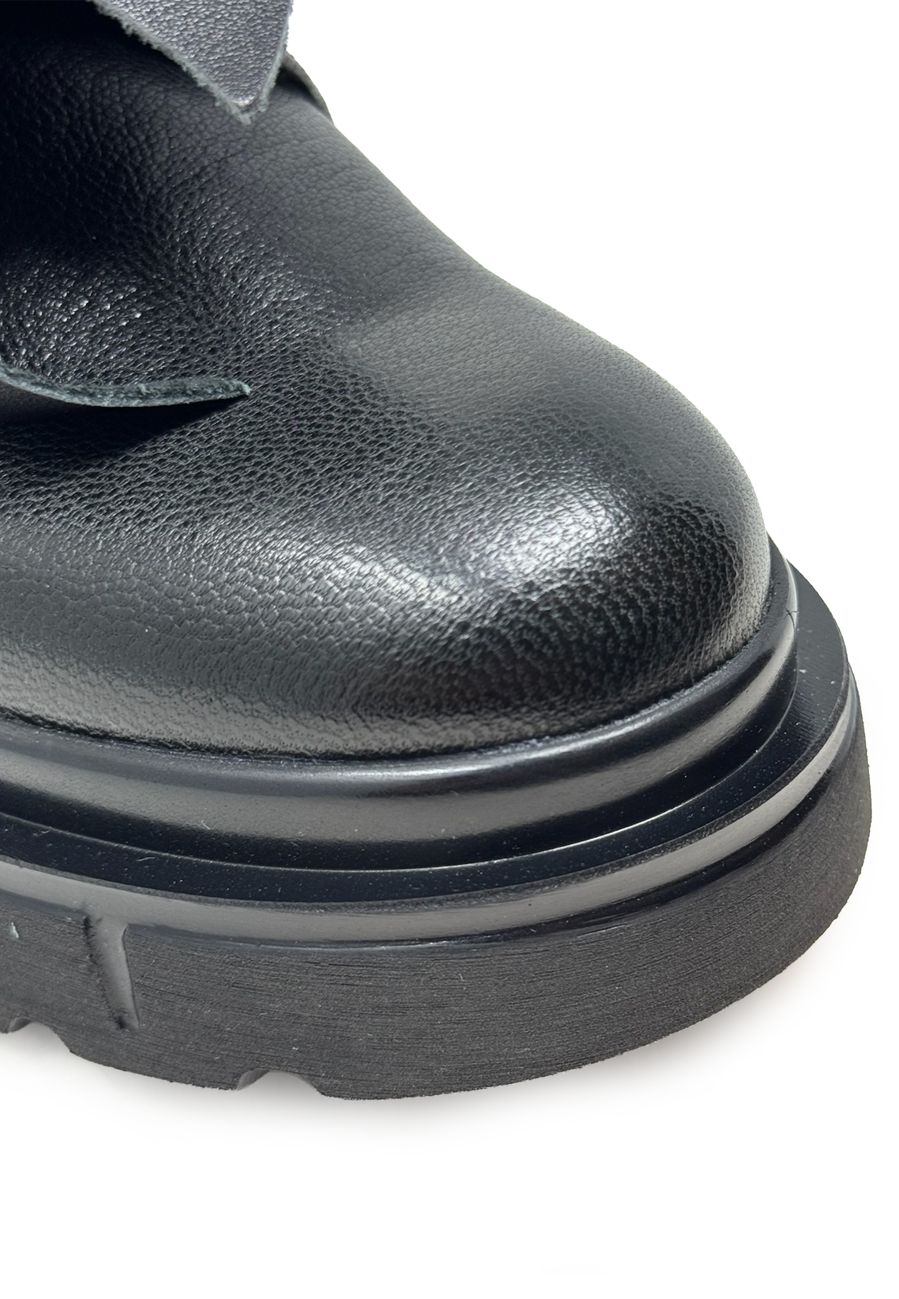 CORA34A Schnürboot | Black