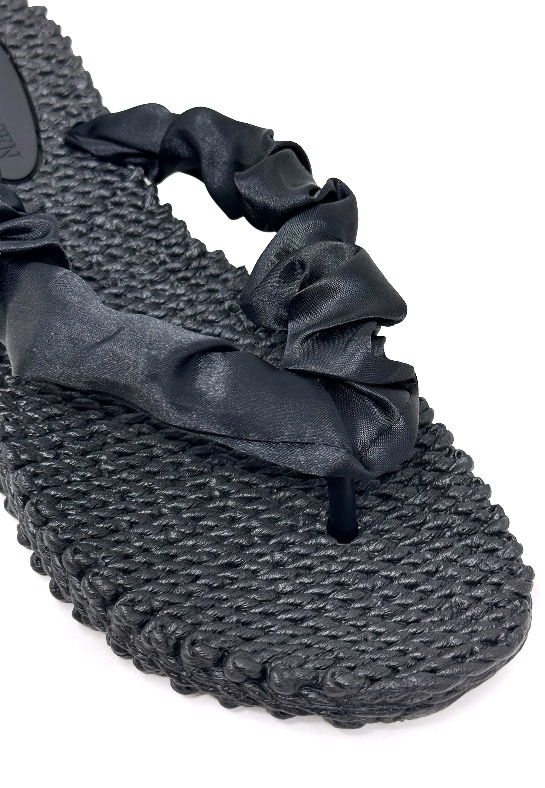 Cheerful 06 toe separator sandal | Black