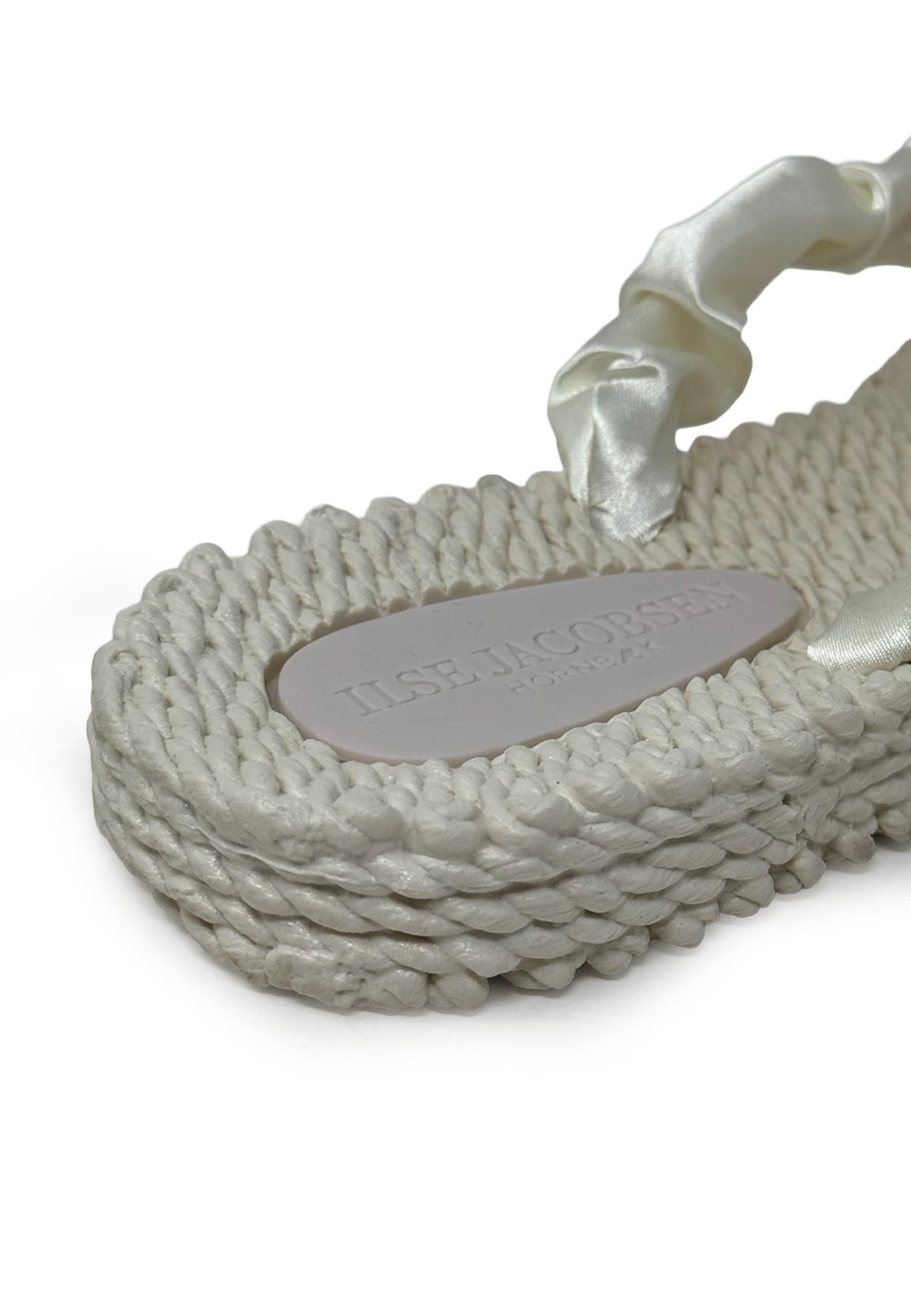 Cheerful 06 toe separator sandal | Milk cream