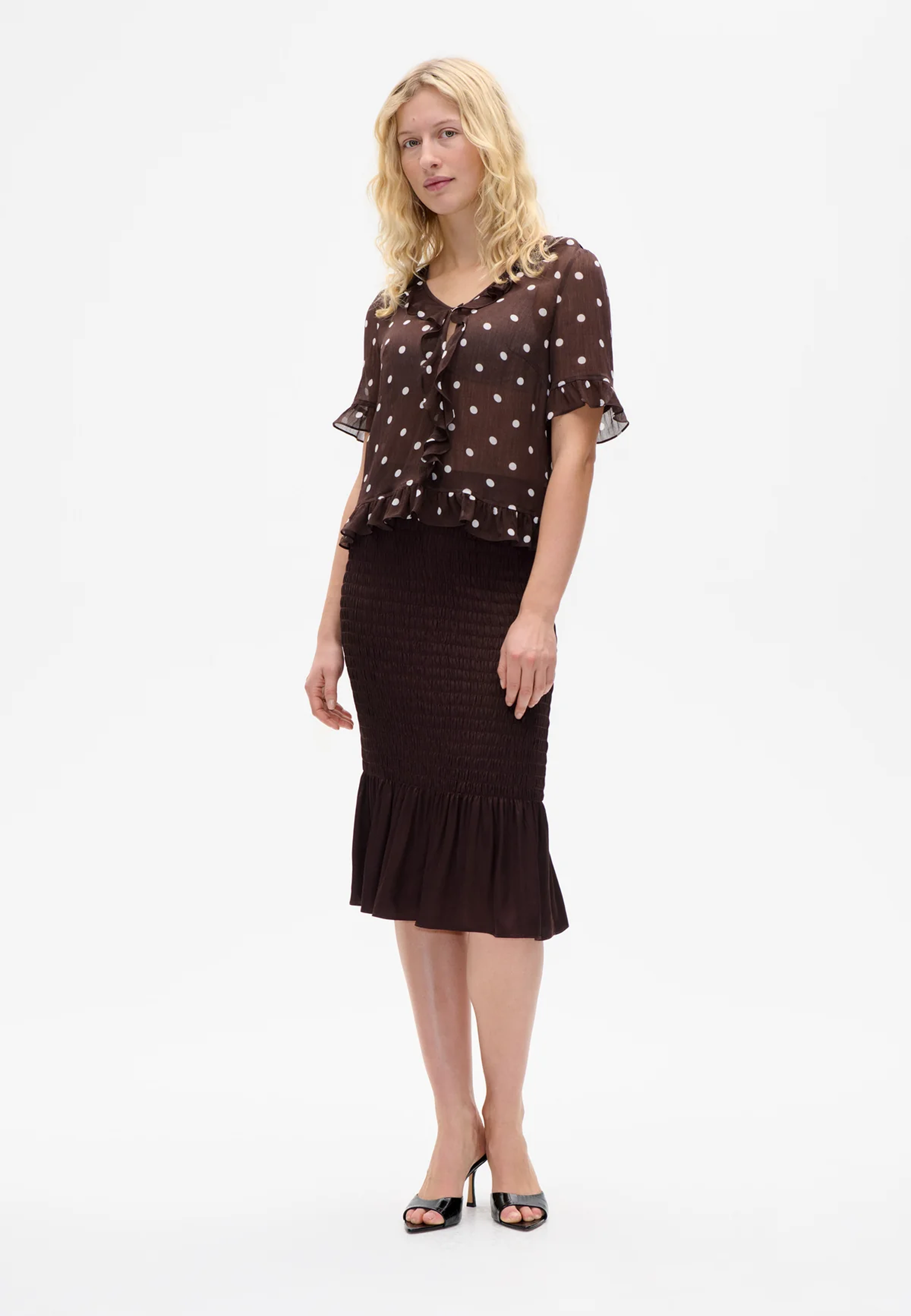 Madicen Kurzarm Bluse | Coffee Bean Dots