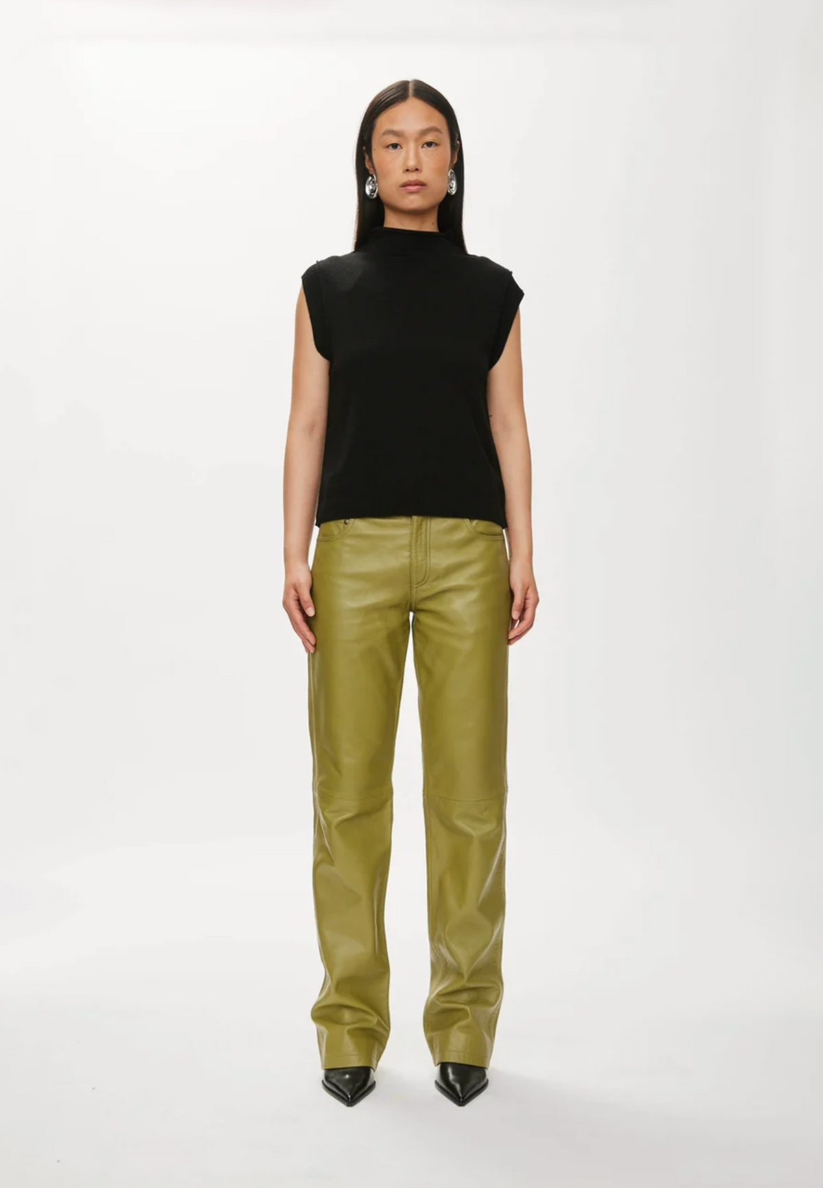 Carla Stehkragen Cashmere Top | Black