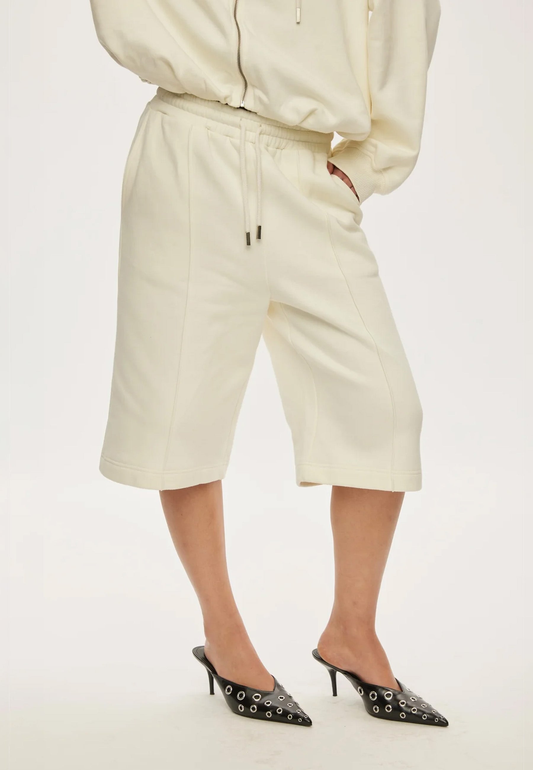 First Sweat Bermuda | Offwhite