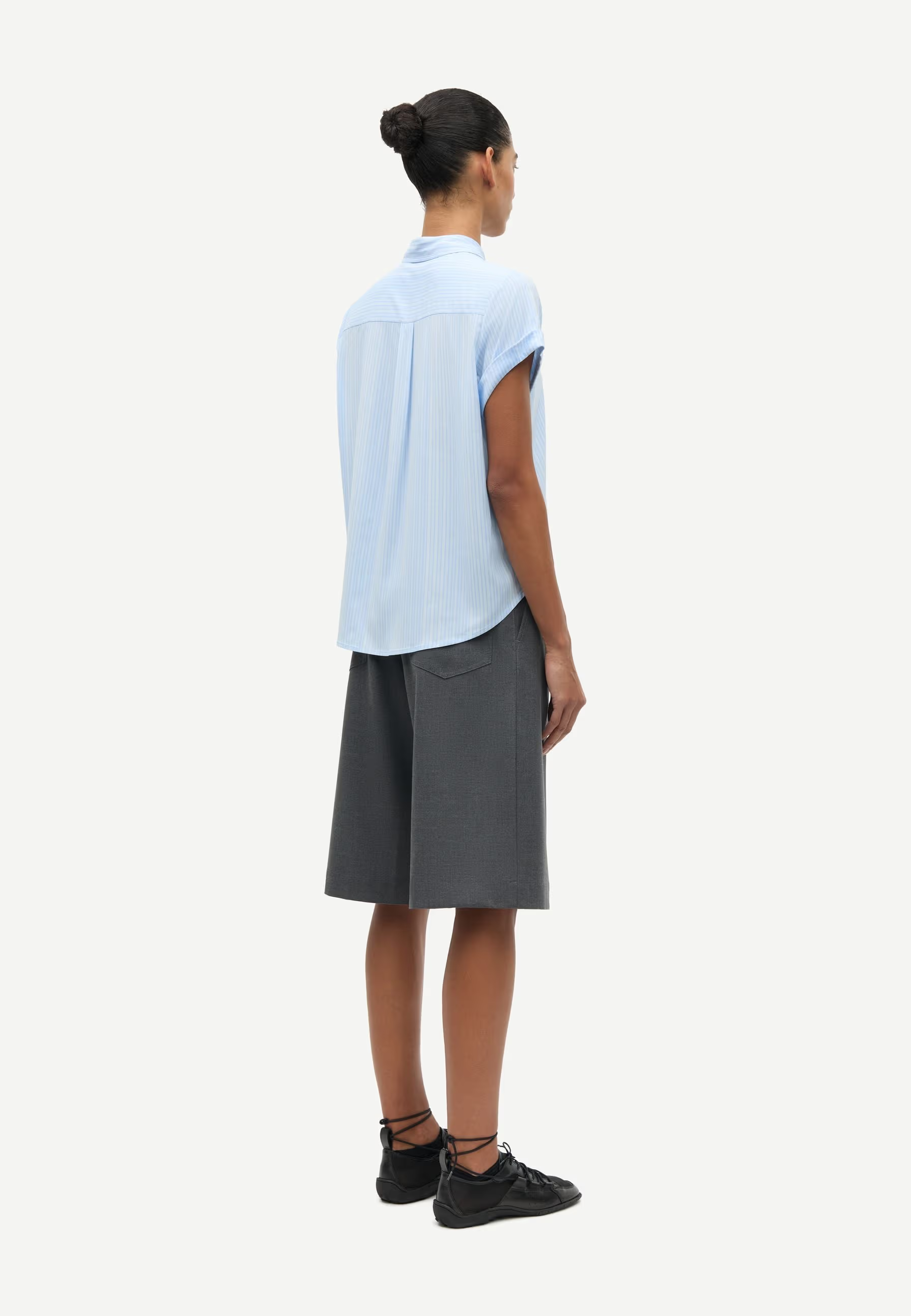 Saharper Bundfalten Bermuda | Ombre Blue