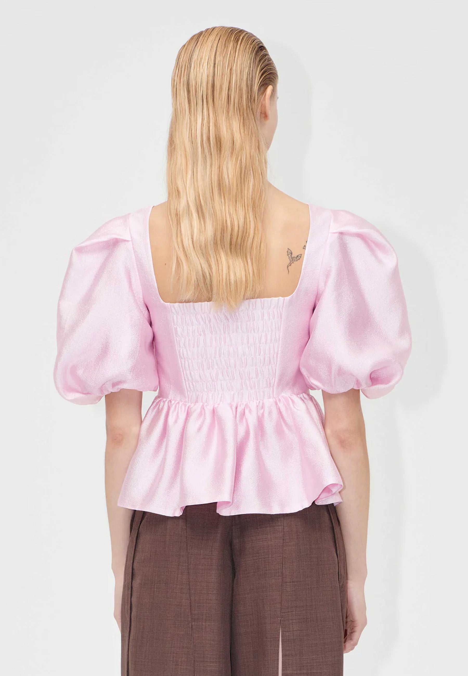 T073-2067 Texturierte Bluse | Pastel Pink