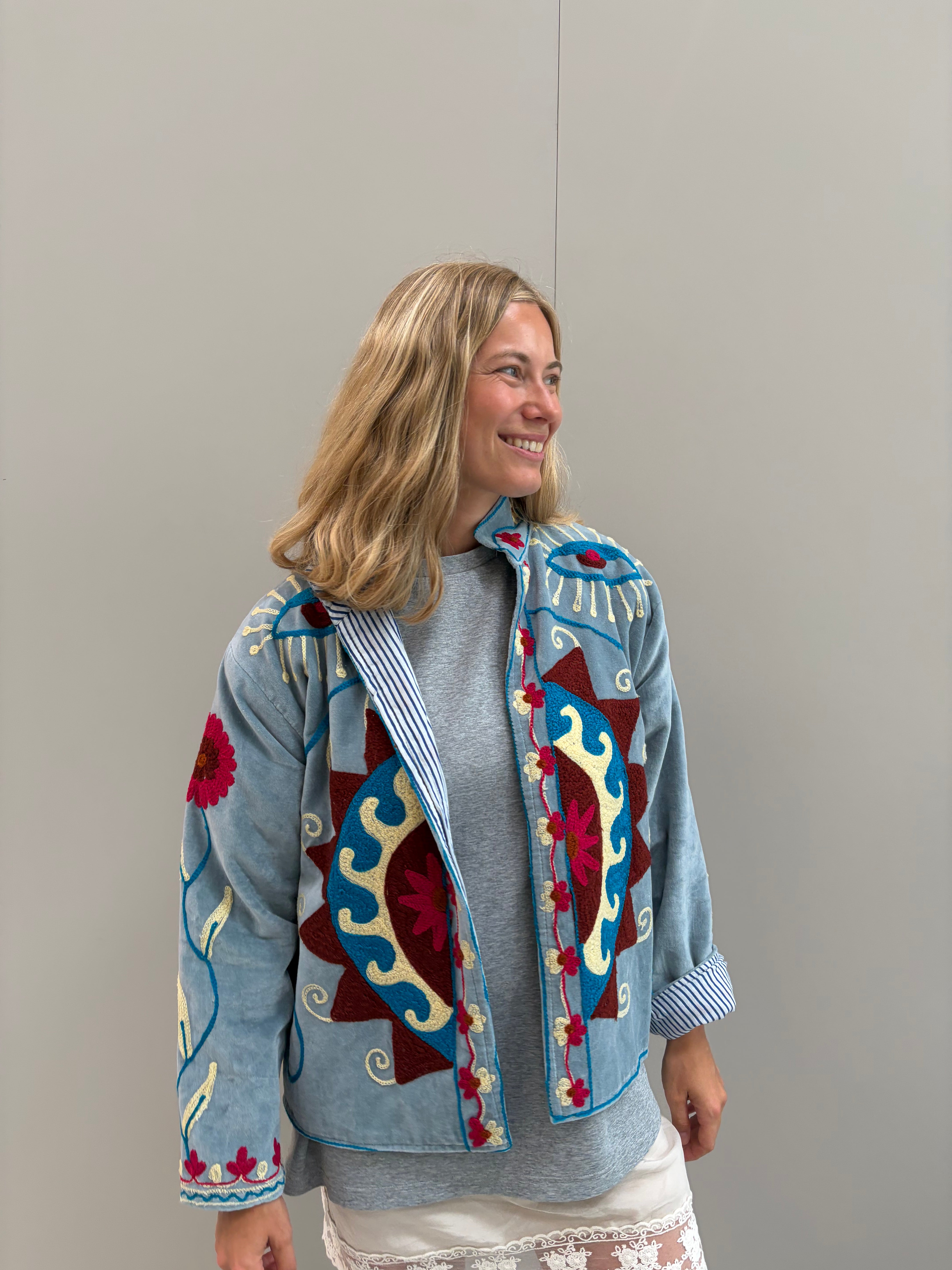 Embroidery Jacke