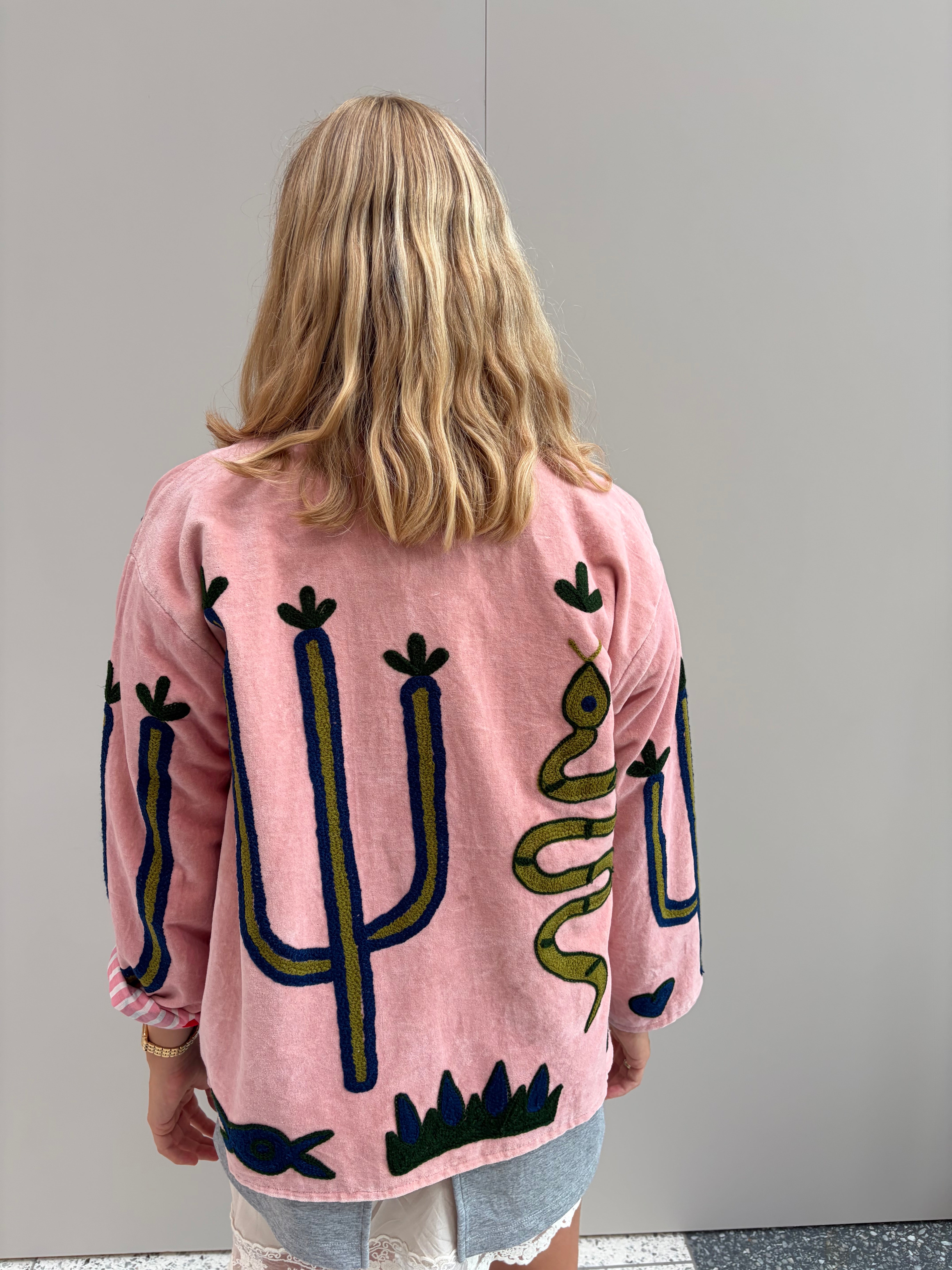 Embroidery Jacke