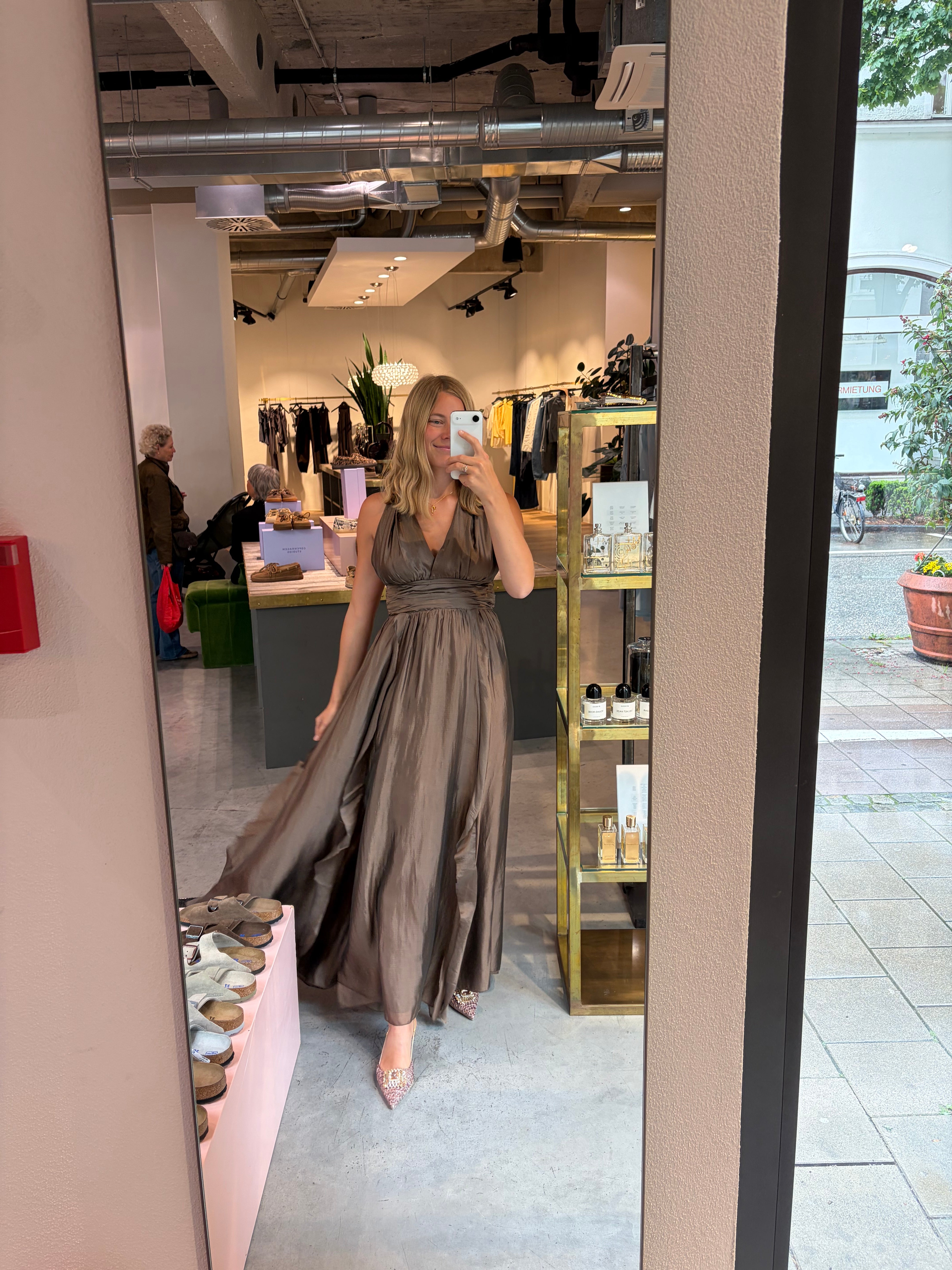 Gilian Halter Gown Kleid | Olive