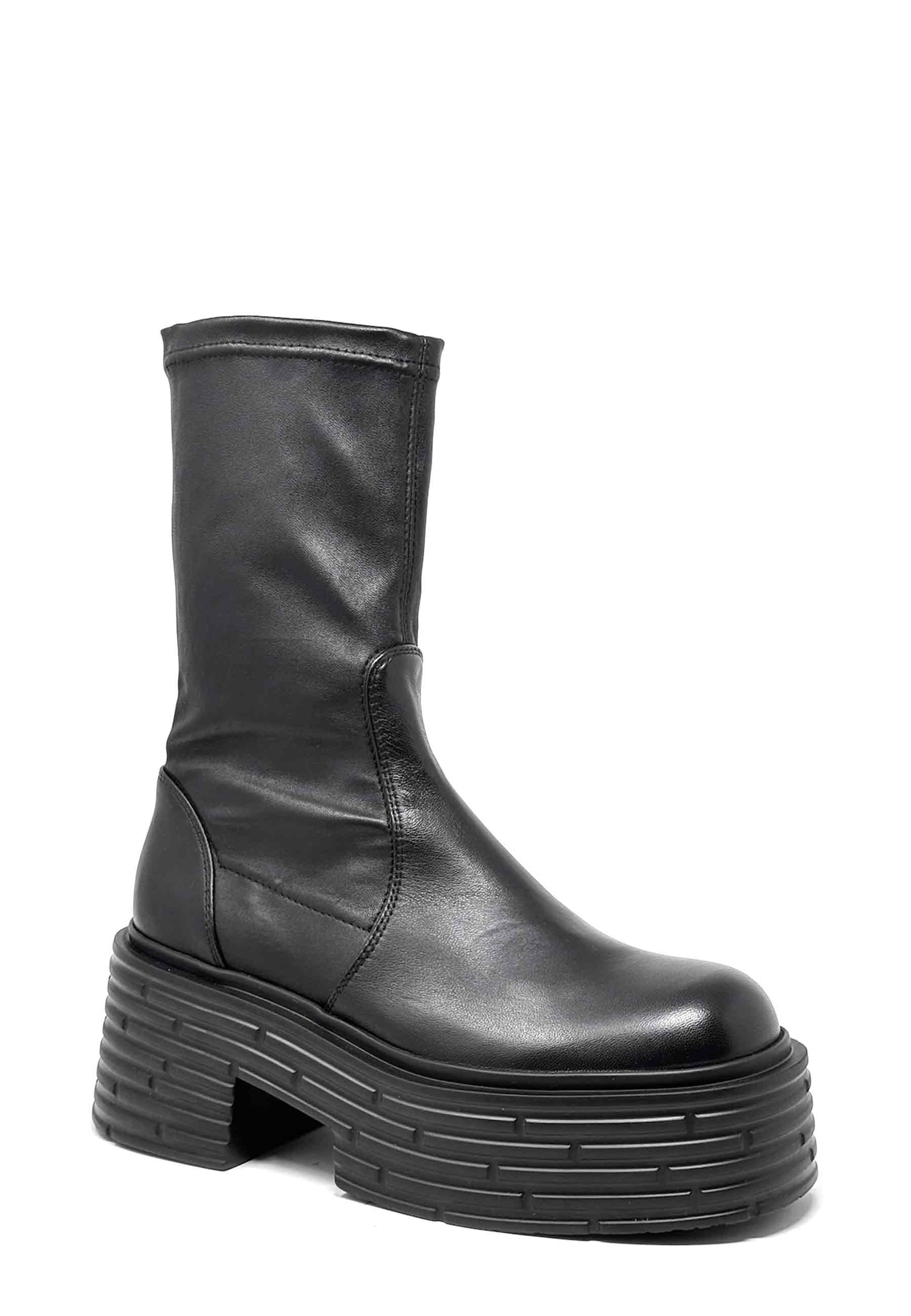 Lignes Stretch Plateau Boot | Nero