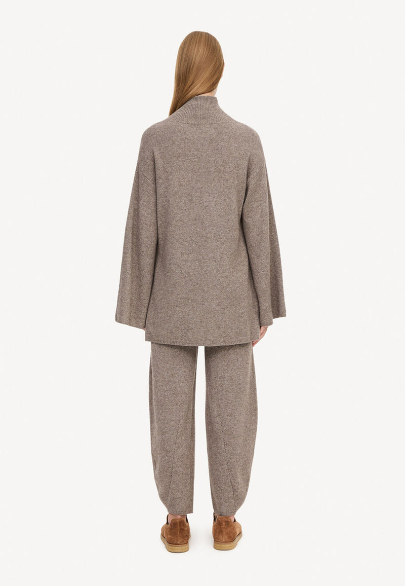 Camira turtleneck sweater | Tehina