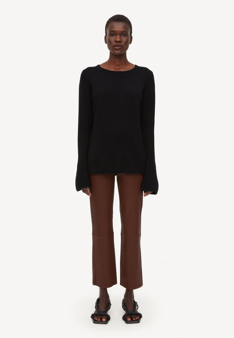 Cyrema Sweater | Black