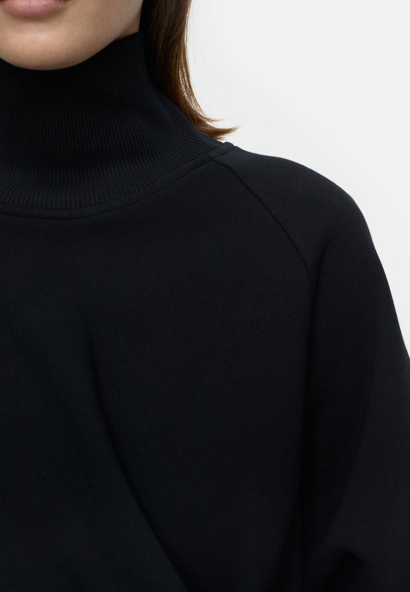 C95380 Draped Turtleneck Sweater | Black