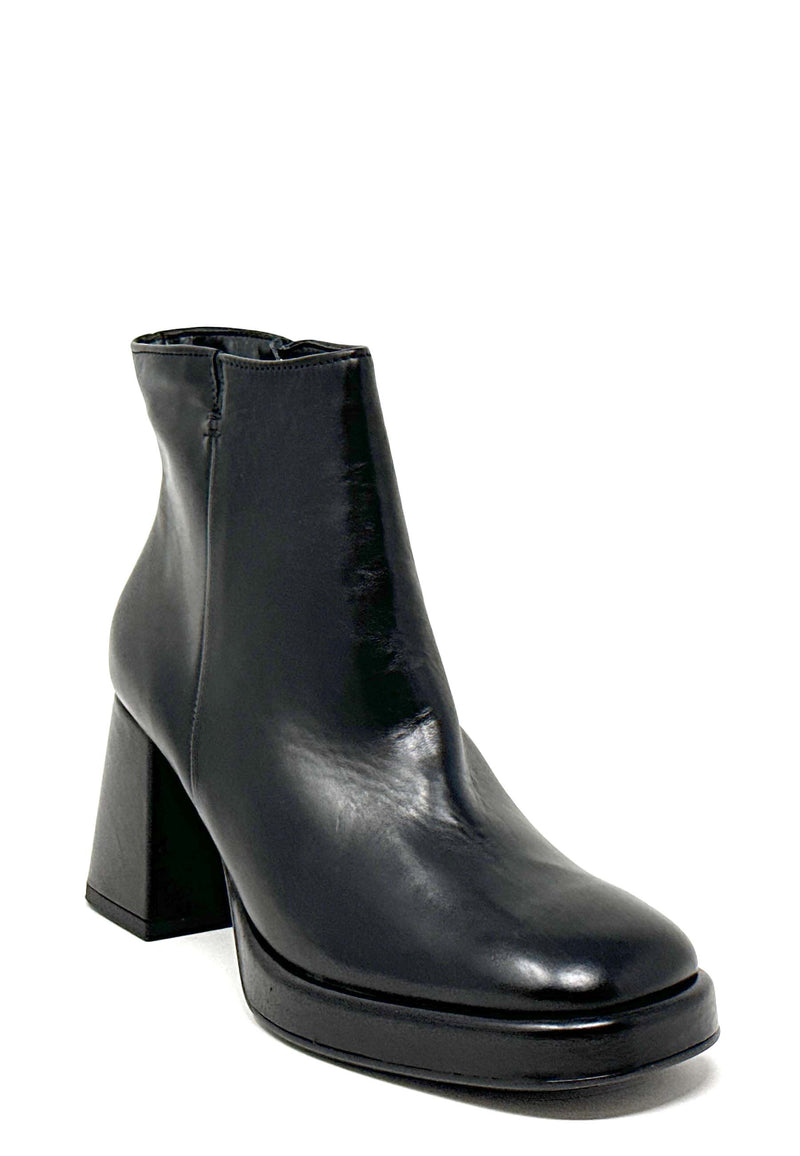 8051 ankle boot | Black