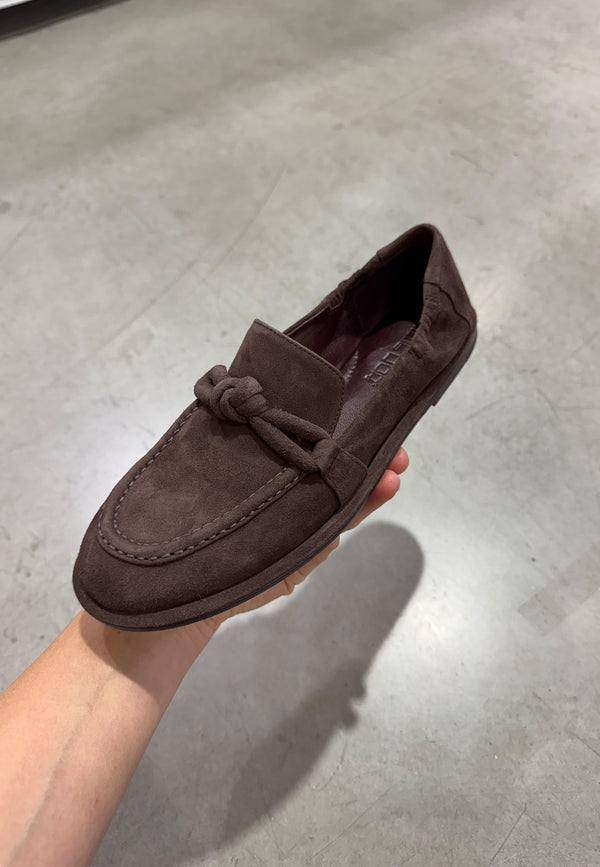 1174 Mia Loafer | Coffee Reverse