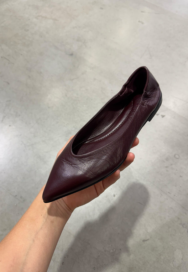 1000 Ingrid Ballerina | Bordeaux Glove