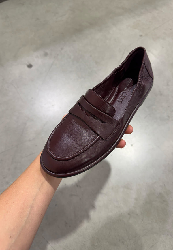 1175 Mia Loafer | Bordeaux Glove