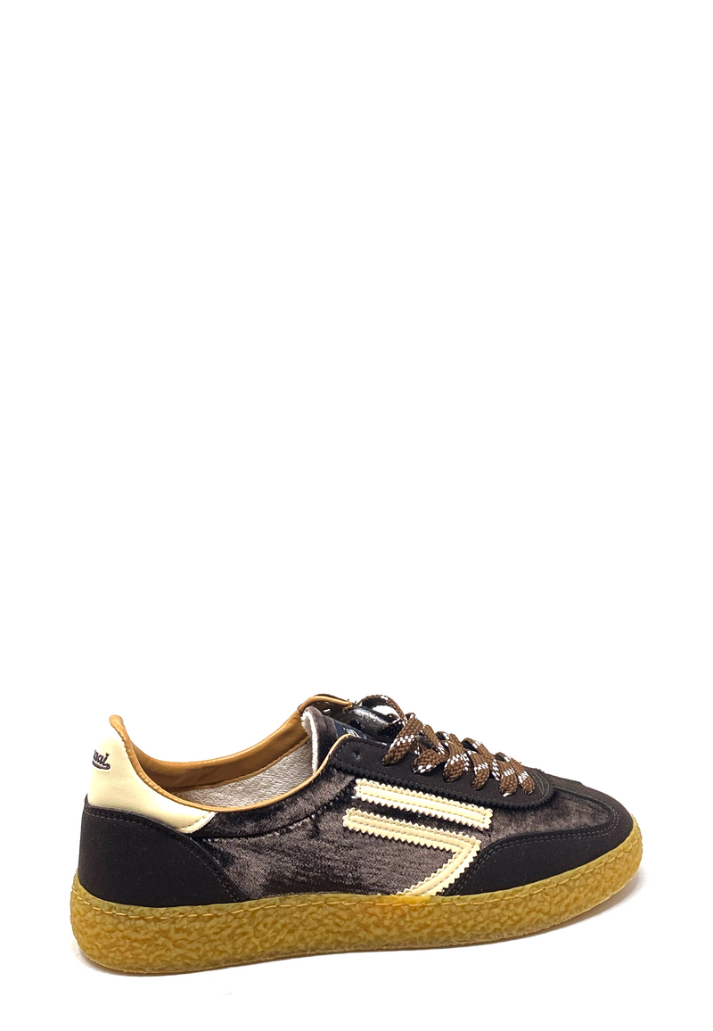 XS Sneaker | Tiramisu Velvet
