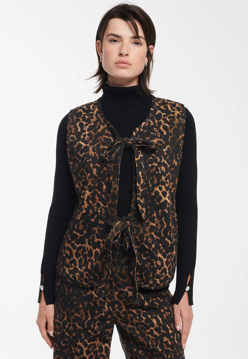 Eleni Vest | Leopard