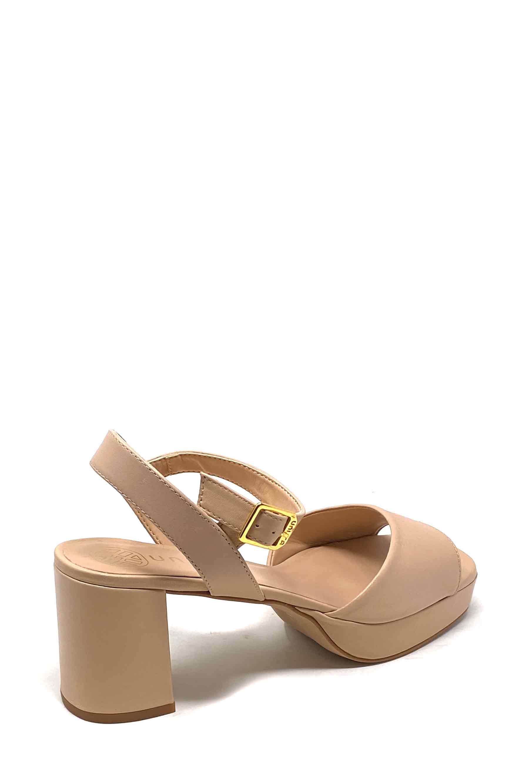 Ney Sandal | Hud